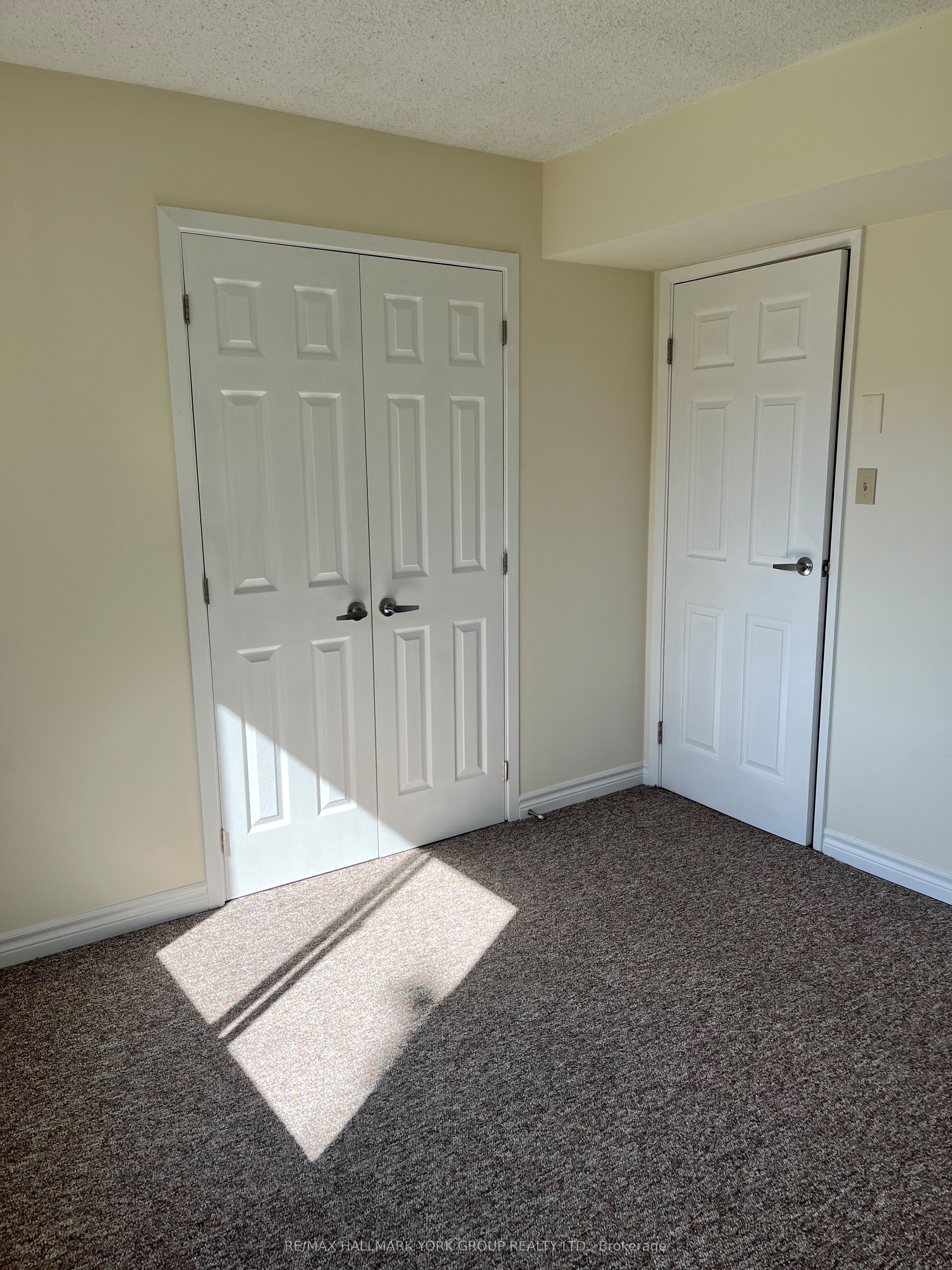131 Edgehill Drive O12, Barrie, ON L4N 1L9 photo 4
