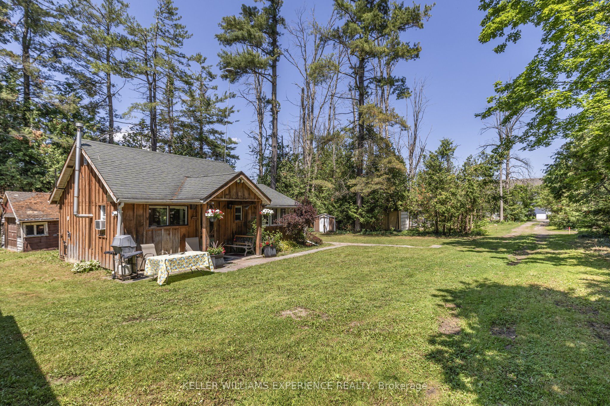 10 Simcoe Road, Oro-Medonte, ON L0L 2E0 photo 5