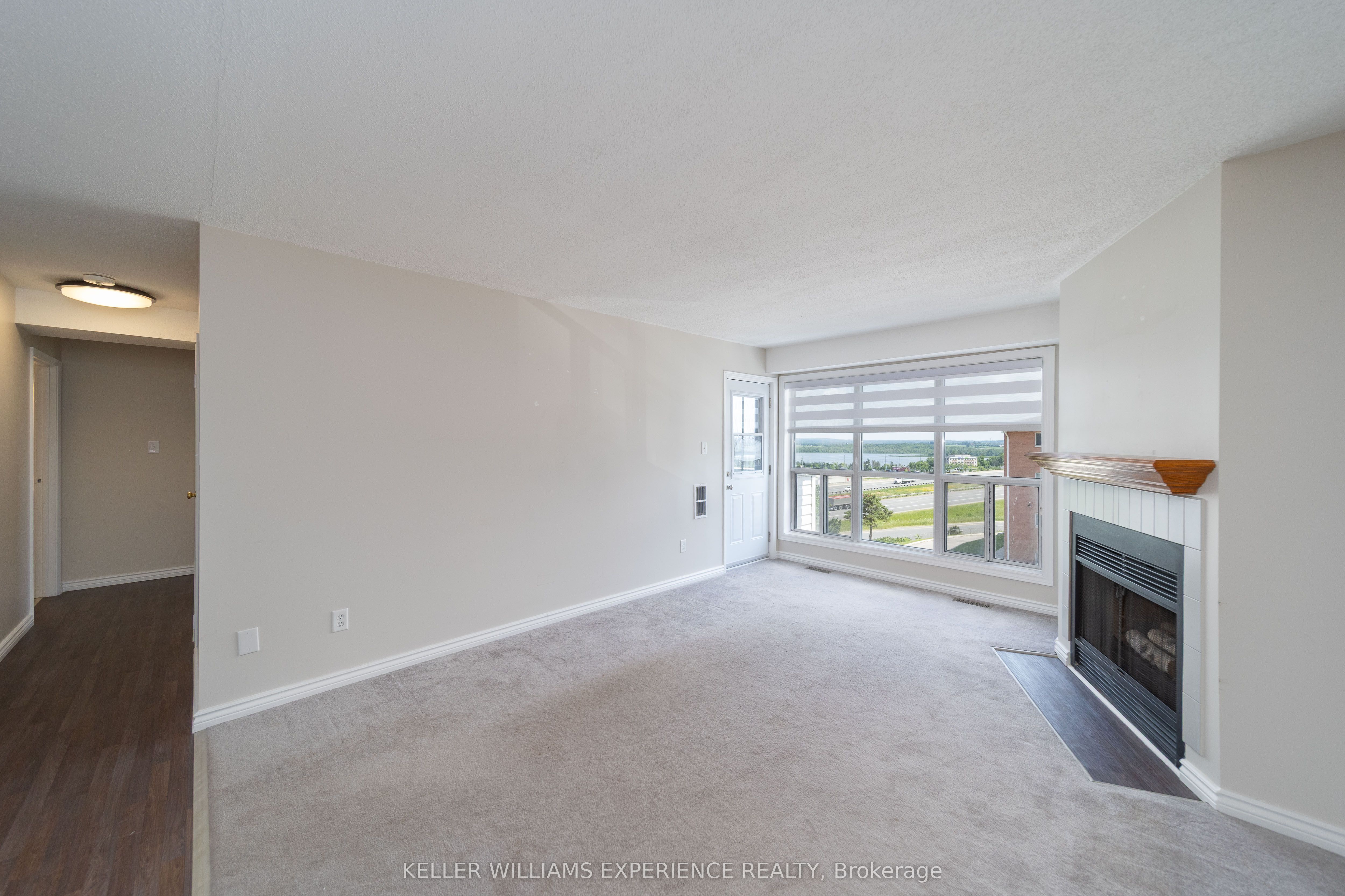 120 Bell Farm Road 304, Barrie, ON L4M 6J2 photo 5