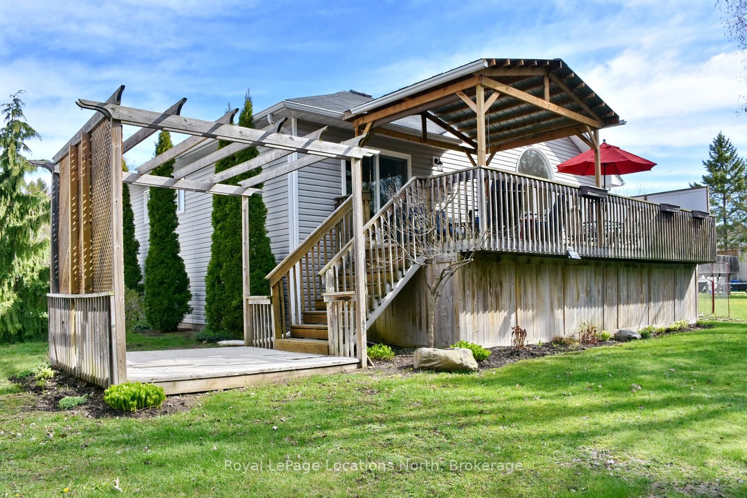 155 Lily Drive, Wasaga Beach, ON L9Z 2Z5 photo 2
