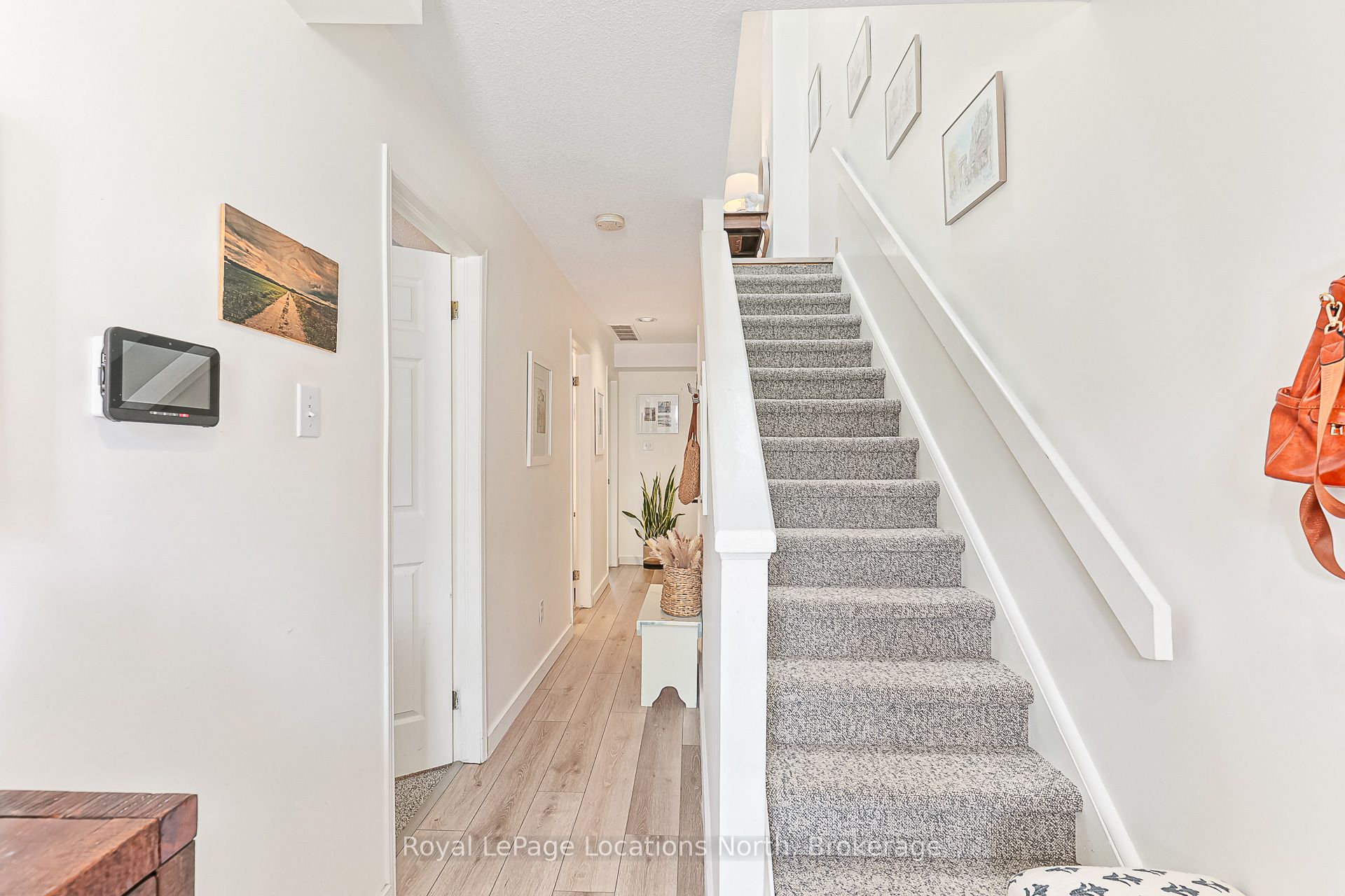 5 Harbour Street E 13, Collingwood, ON L9Y 5C5 photo 4