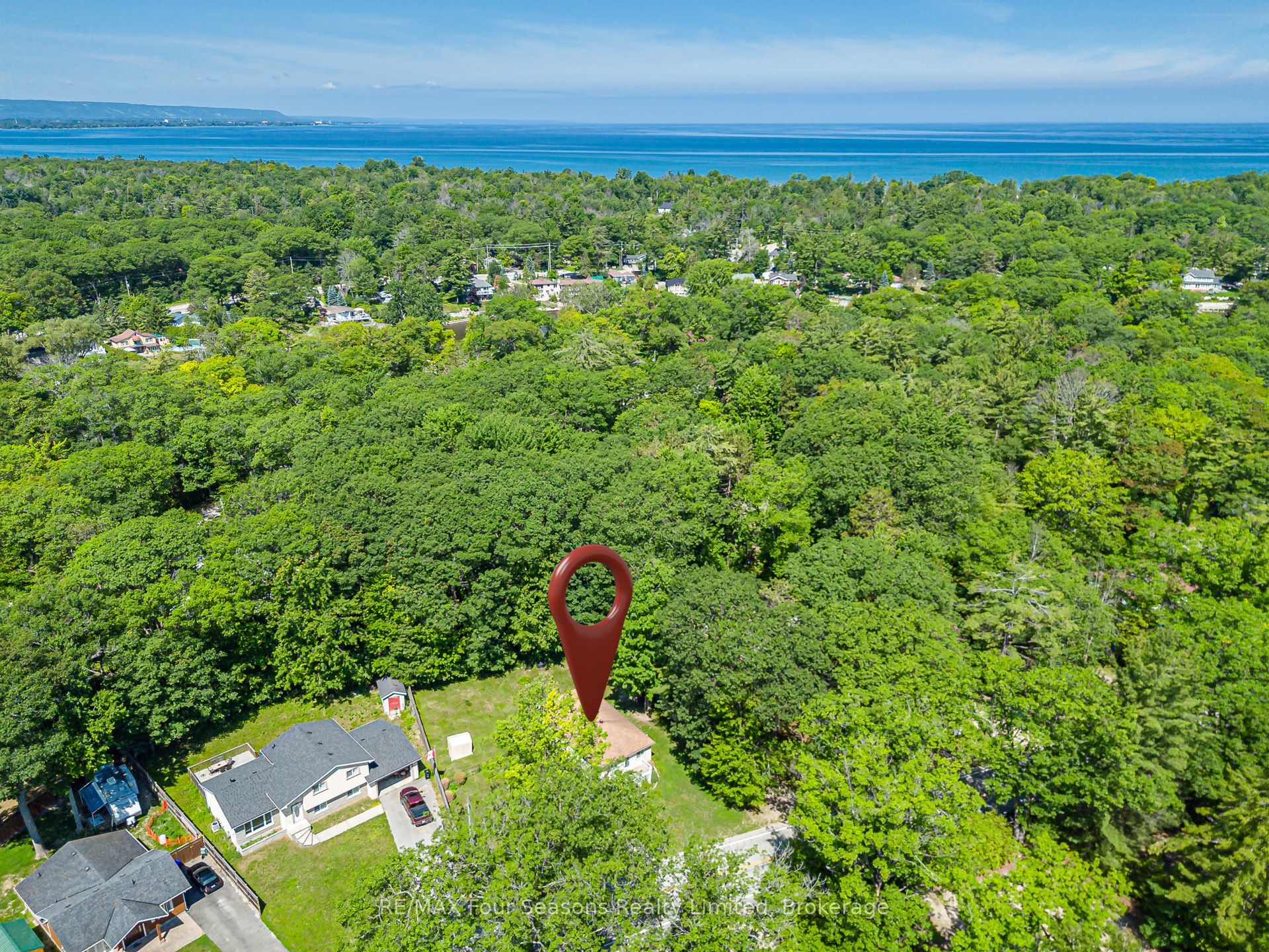 511 Oxbow Park Drive, Wasaga Beach, ON L9Z 2T9 photo 5
