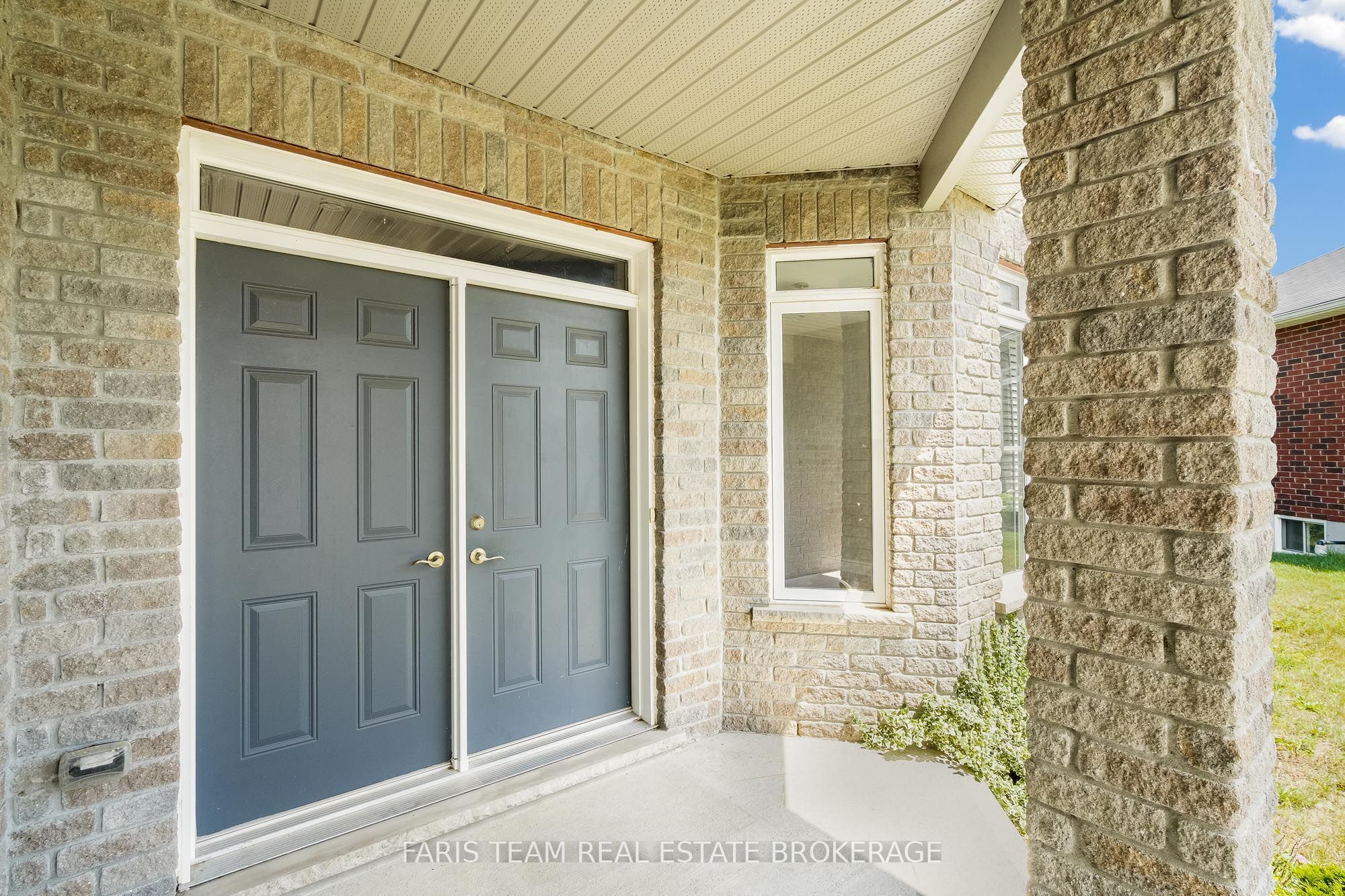 33 Sheppard Drive, Tay, ON L0K 2A0 photo 4