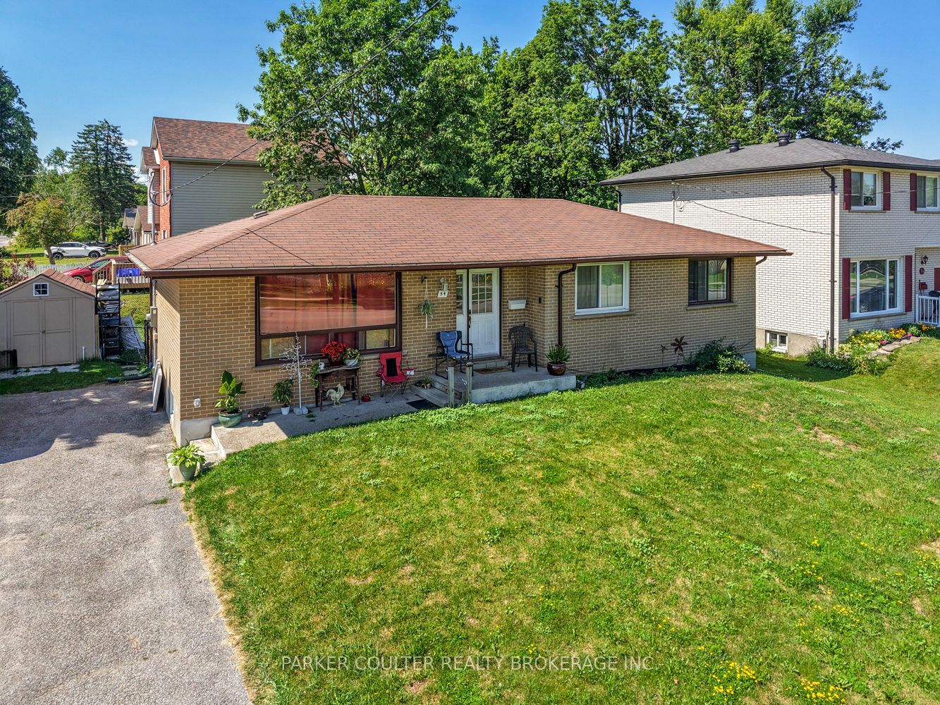 54 Ferris Lane, Barrie, ON L4M 2Y3