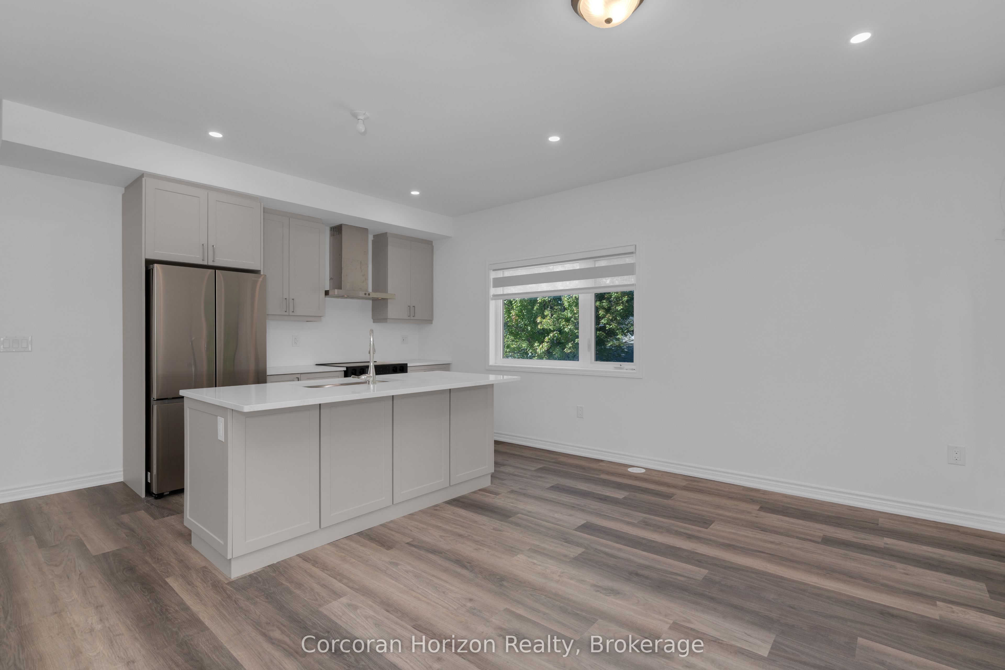 51 Wyn Wood Lane, Orillia, ON L3V 8P7 photo 5