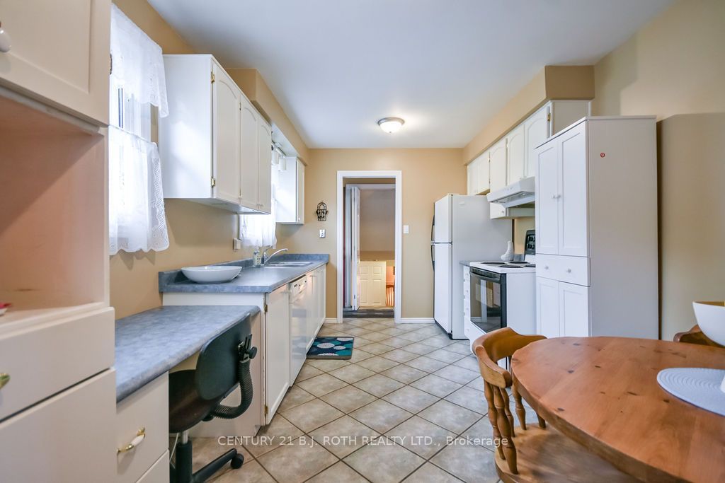 1037 Glen Eagles Crescent, Midland, ON L4R 2R2 photo 5