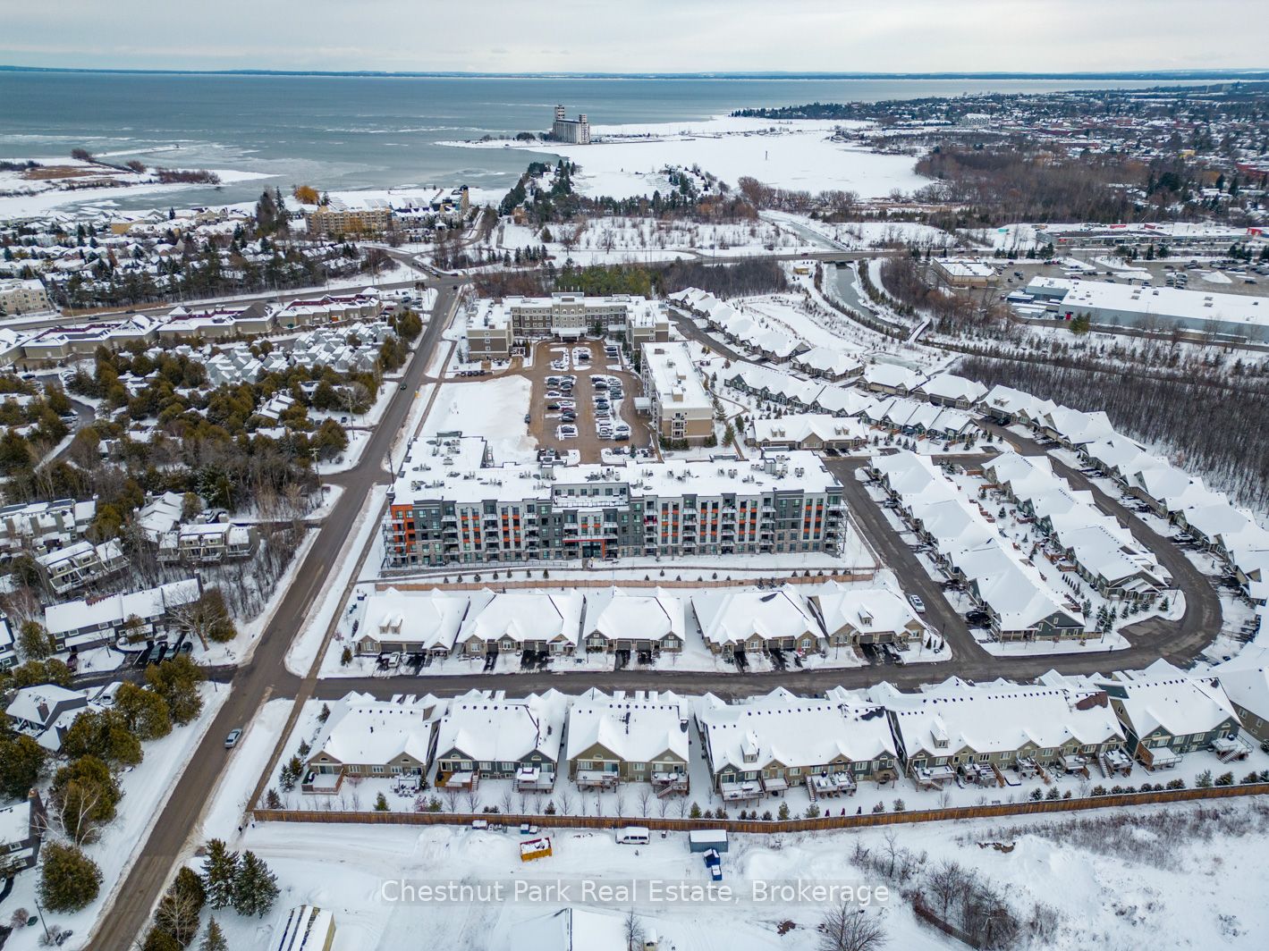 4 Kimberly Lane 515, Collingwood, ON L9Y 5K8 photo 5