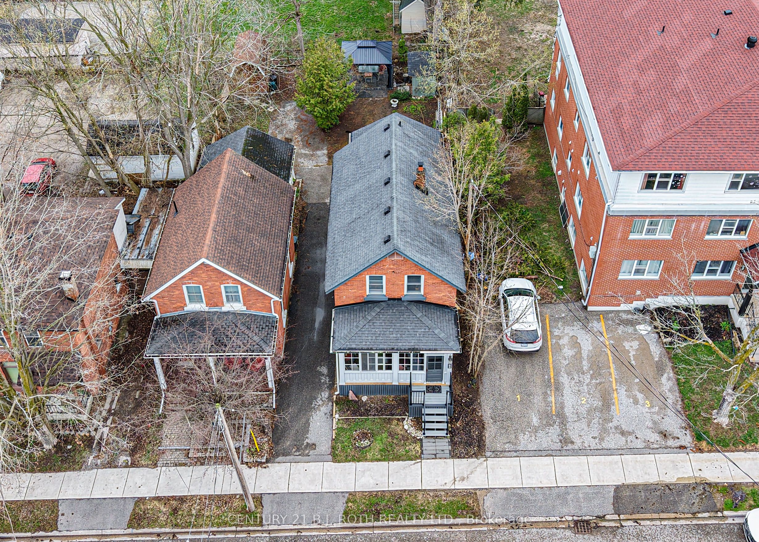 45 ALBERT Street N, Orillia, ON L3V 5K3 photo 3