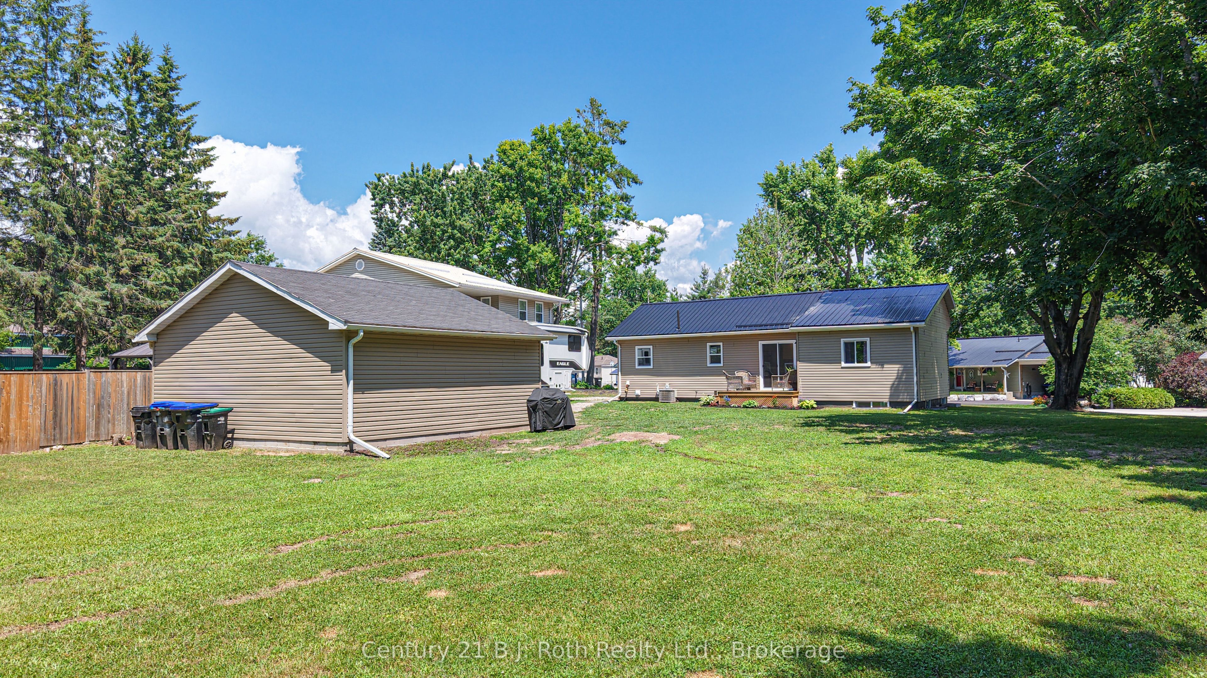 3332 Cleveland Avenue, Severn, ON L0K 1G0 photo 2