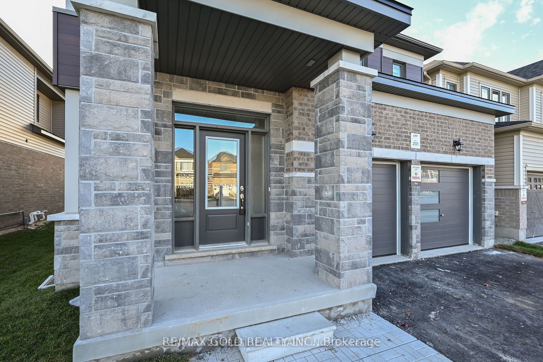 82 Nottingham Road, Barrie, ON L9J 0L3 photo 3