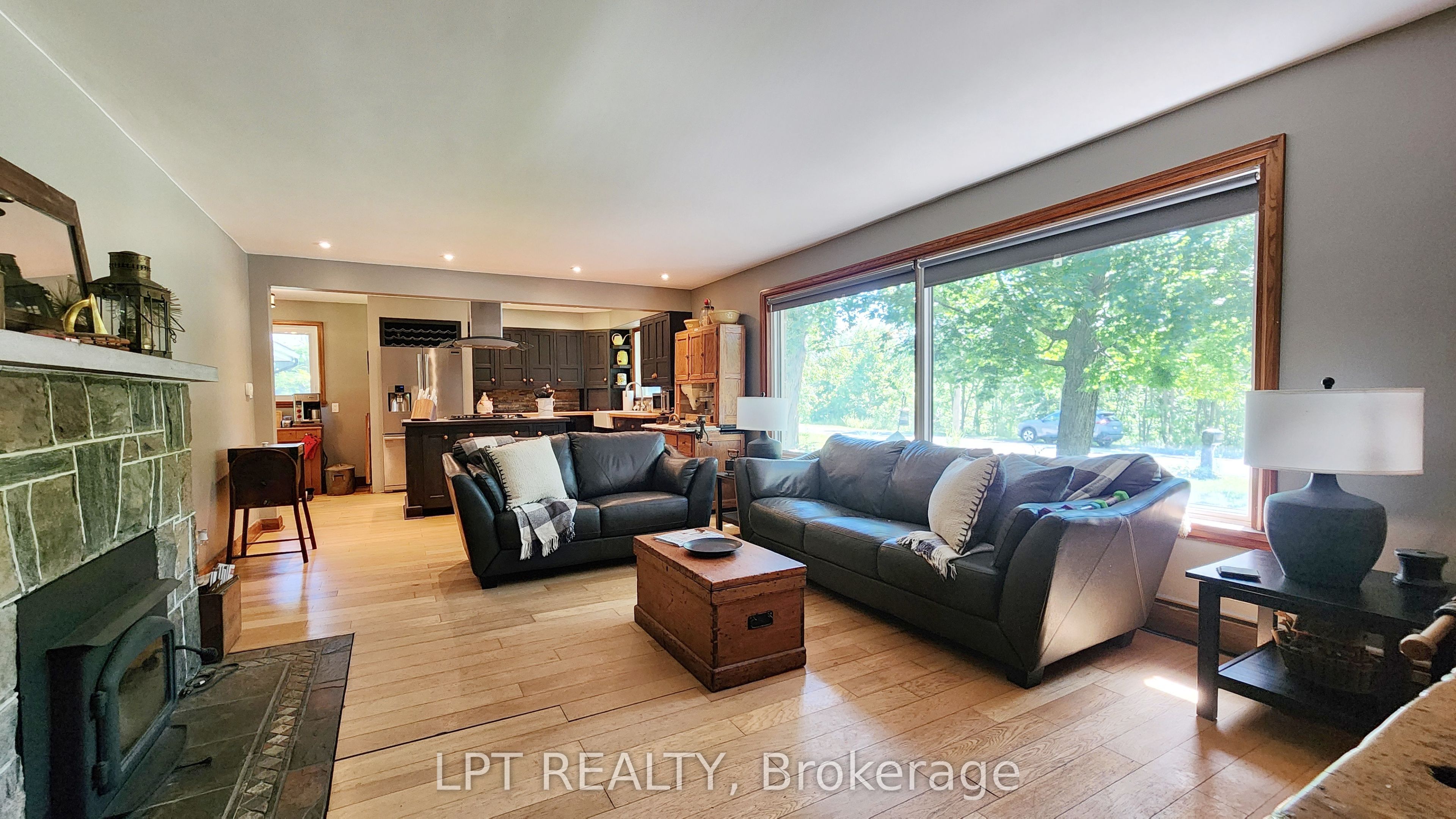 1644 Ridge Road E, Oro-Medonte, ON L0L 1T0 photo 4