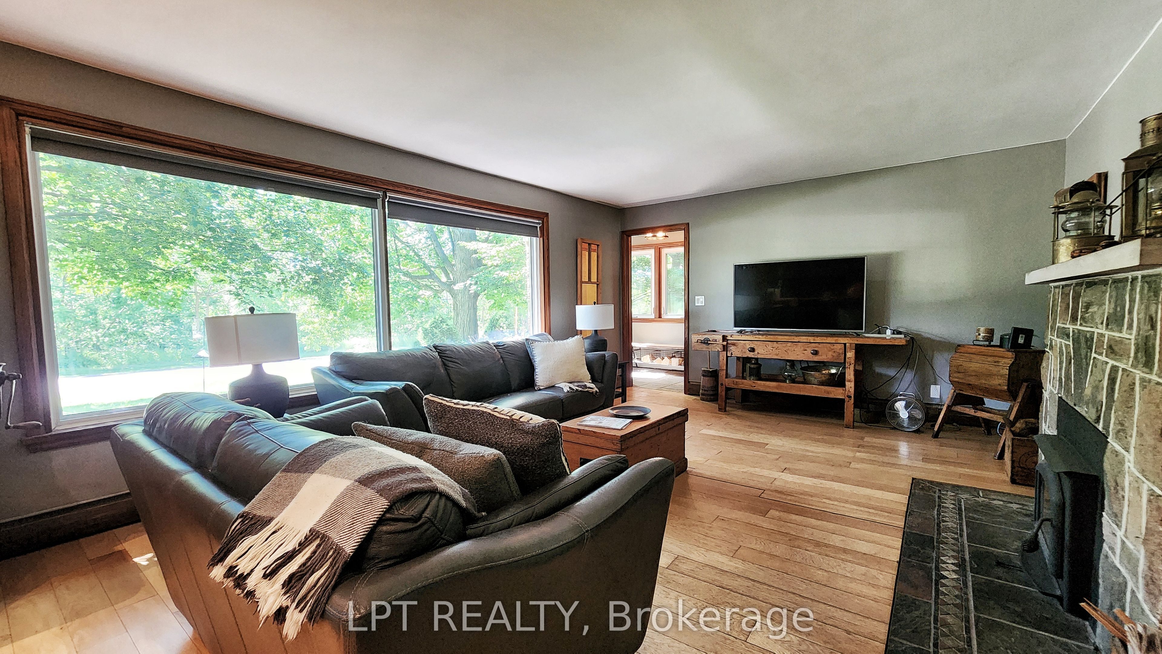 1644 Ridge Road E, Oro-Medonte, ON L0L 1T0 photo 5