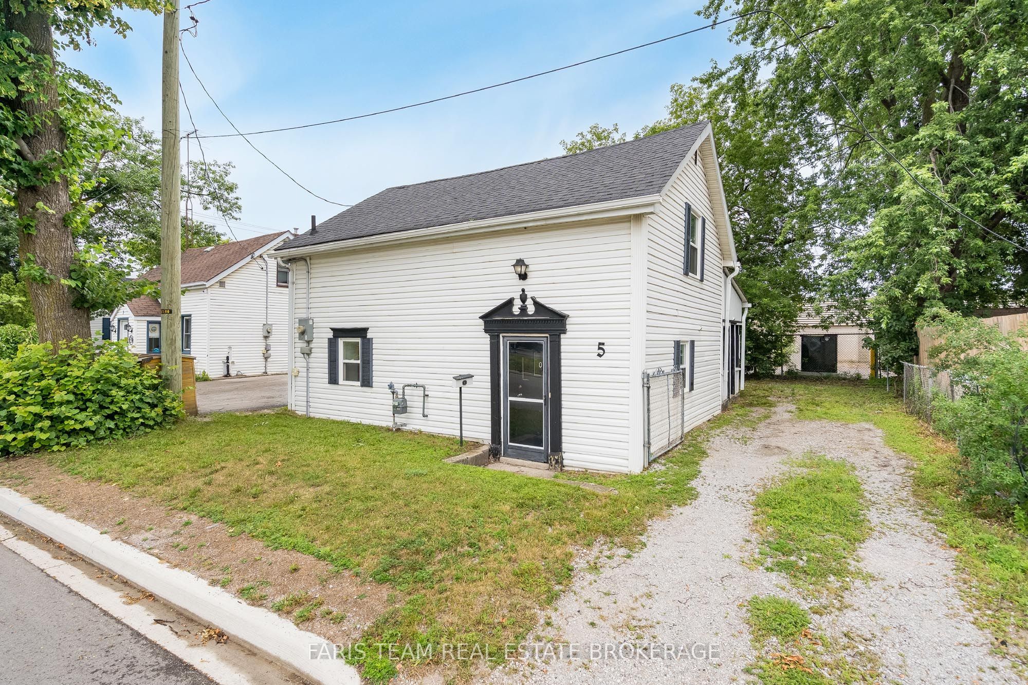 5 Robert Street, Barrie, ON L4N 3H2 photo 5