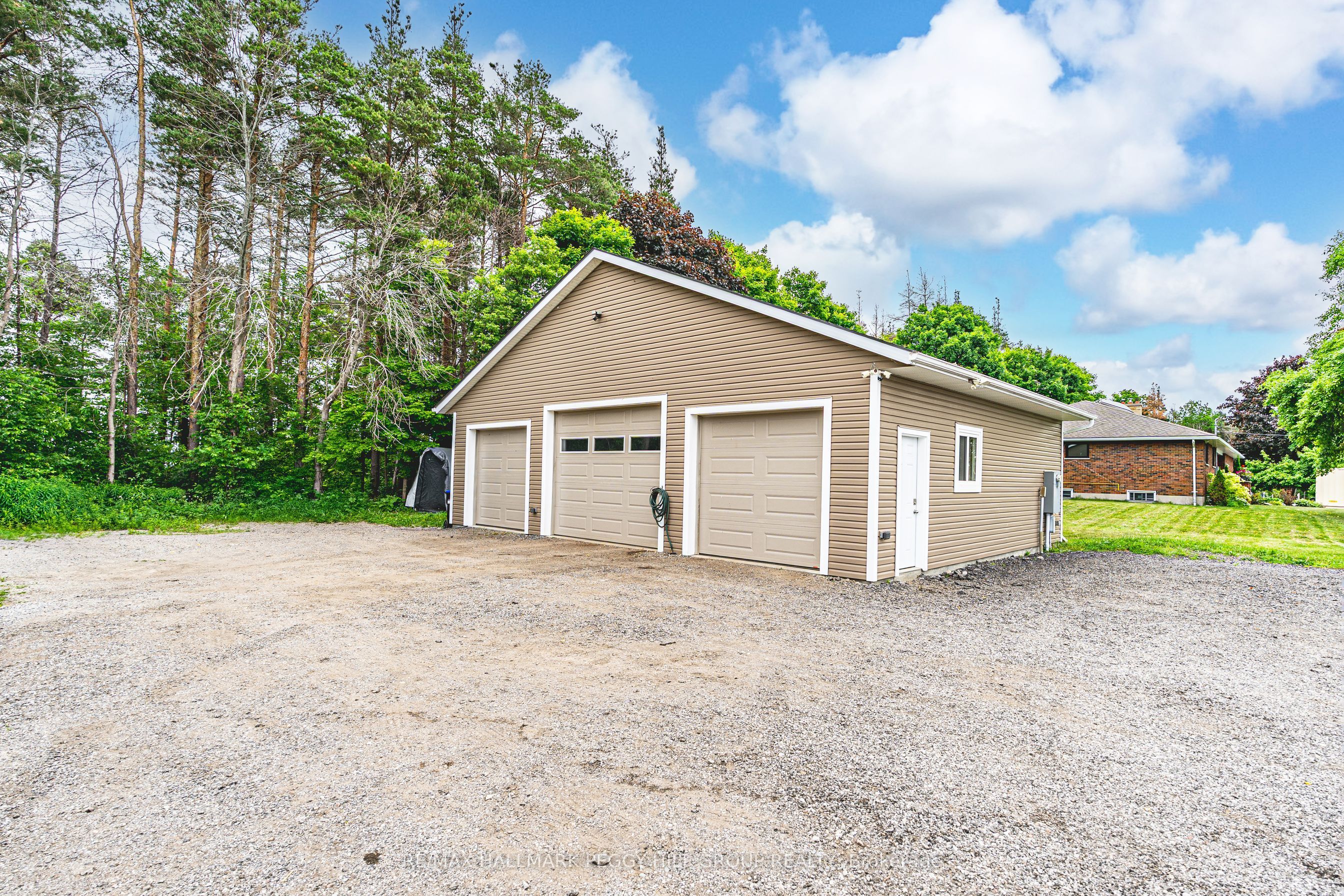 1783 County Road 6 S, Springwater, ON L0L 1P0 photo 3