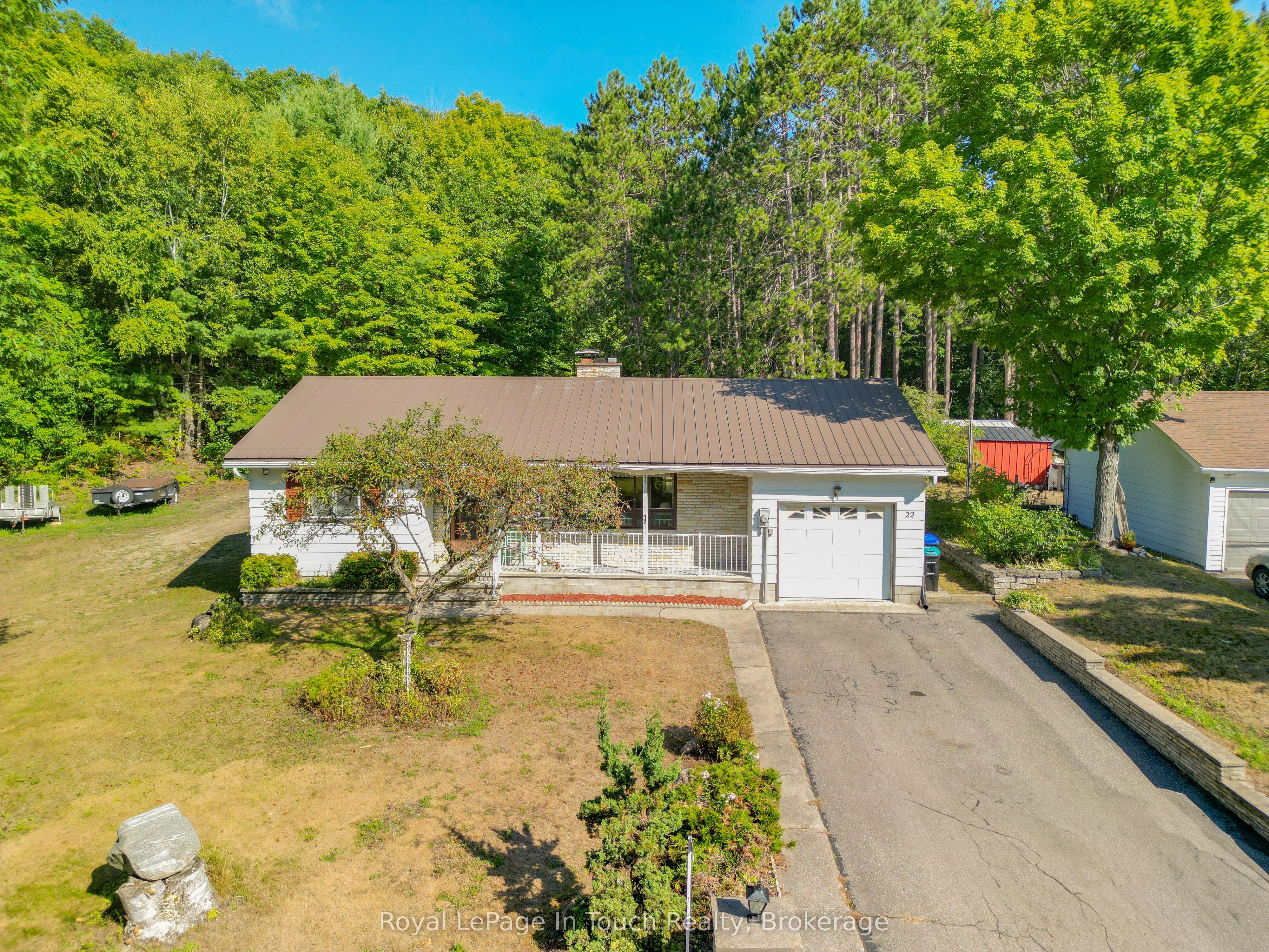 22 Glendale Road, Tiny, ON L9M 0C2 photo 2