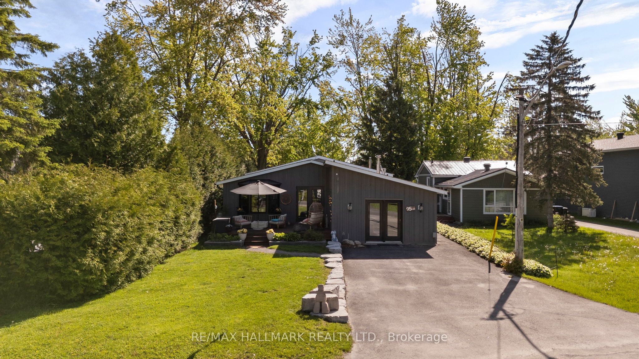 95 Lake Avenue, Ramara, ON L0K 1B0