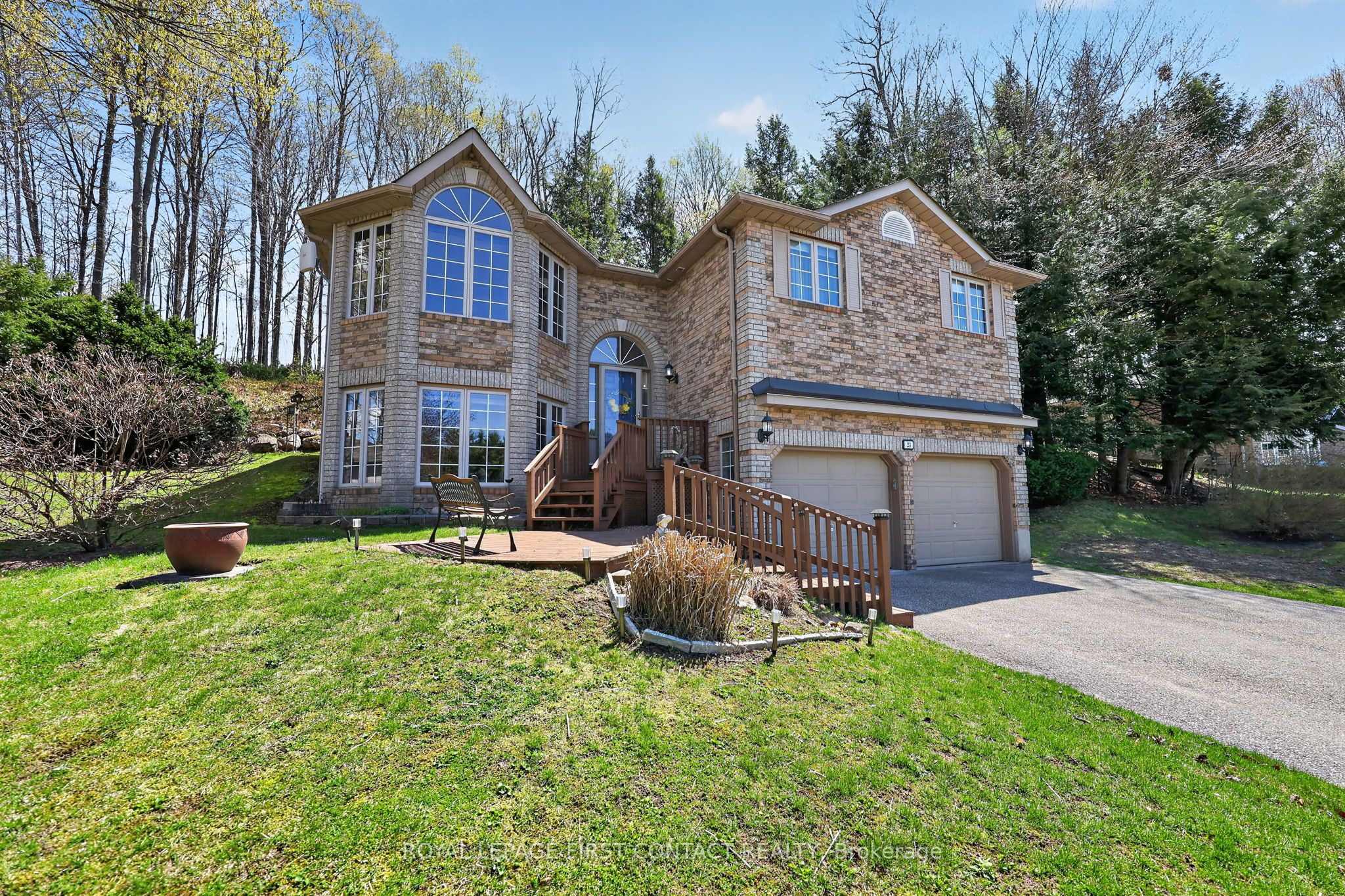 23 McFadden Drive, Springwater, ON L0L 1V0 photo 4