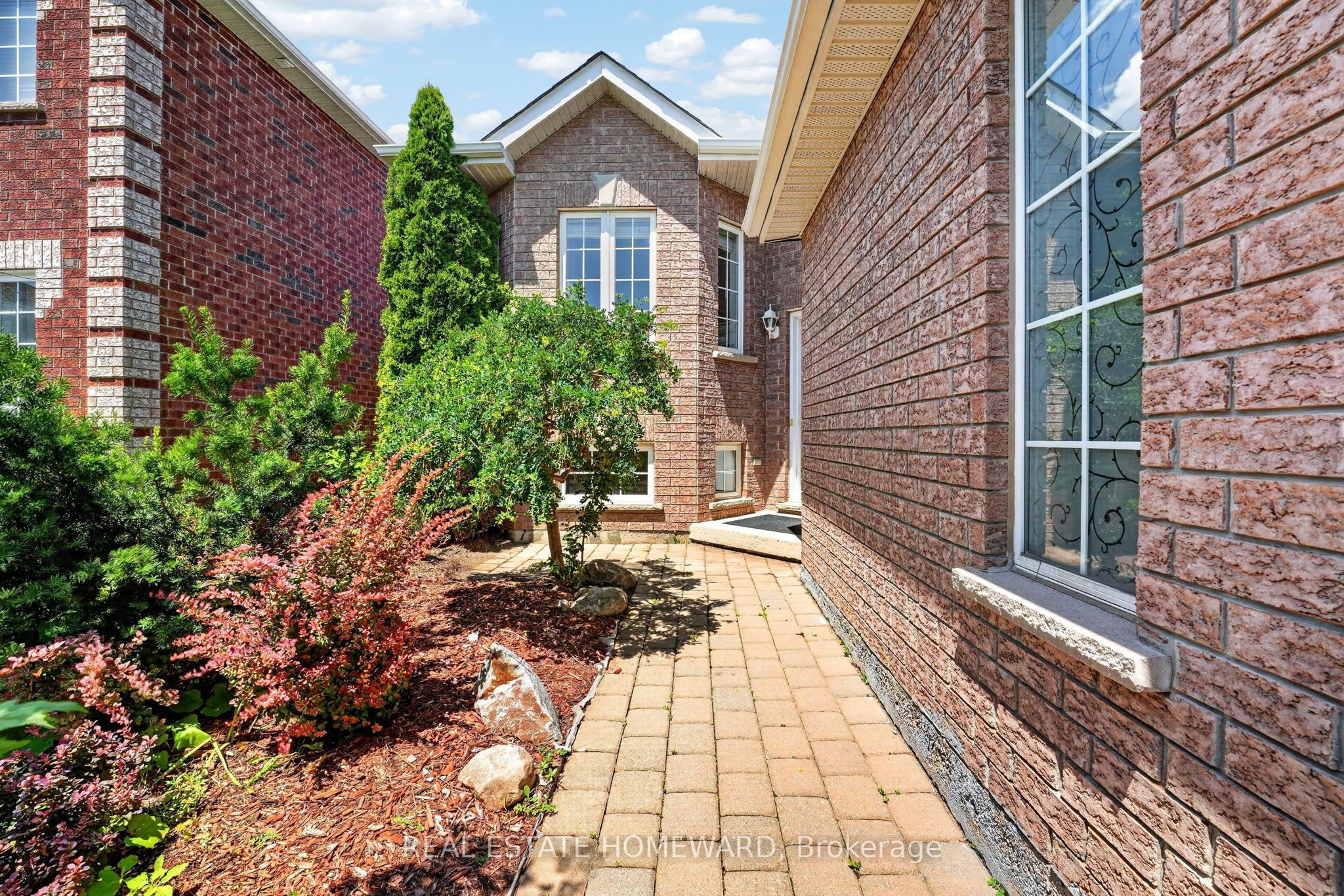 26 Nicole Marie Avenue, Barrie, ON L4M 6Y8 photo 3