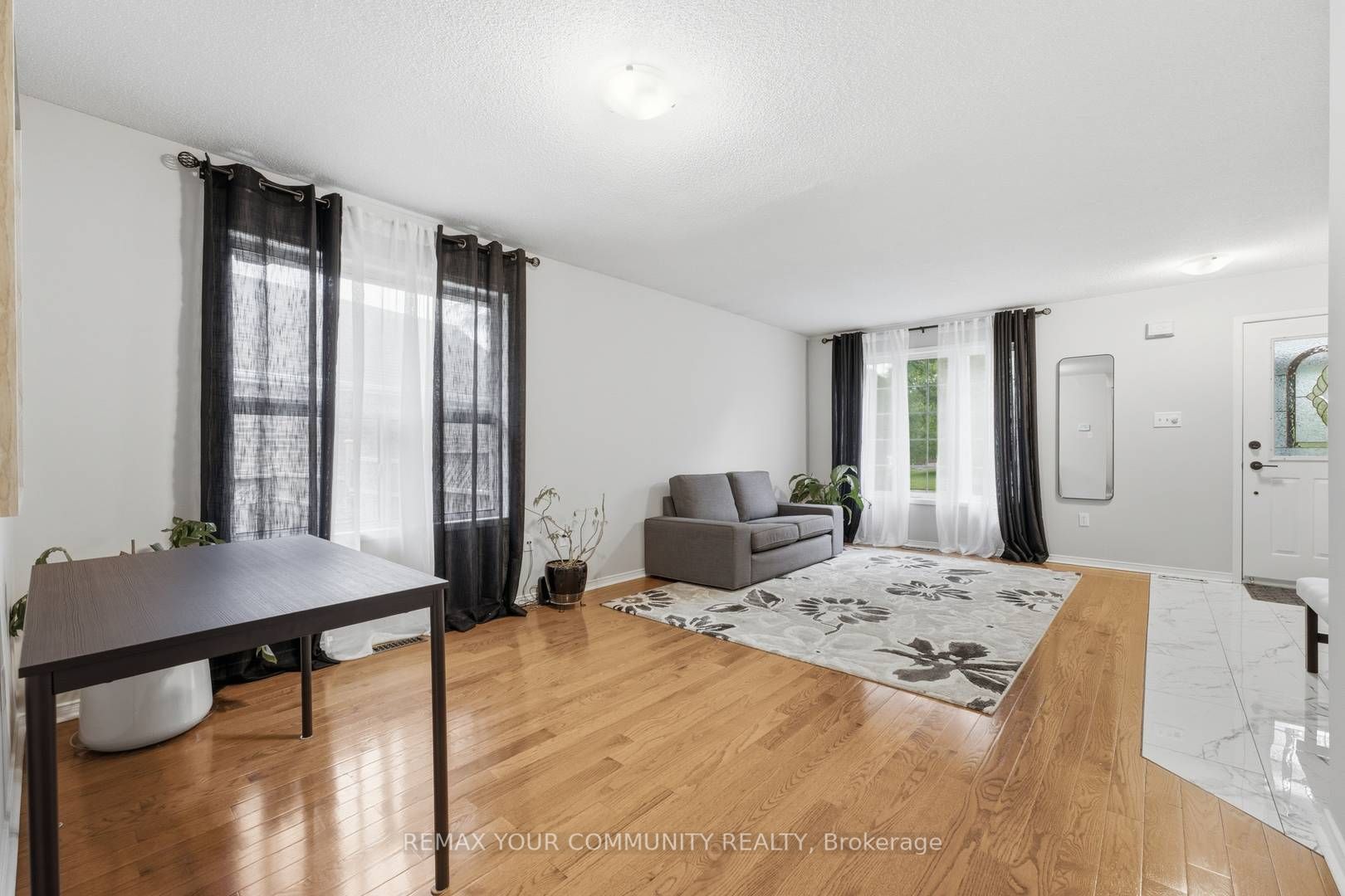 57 Kingsridge Road, Barrie, ON L4W 8V2 photo 3