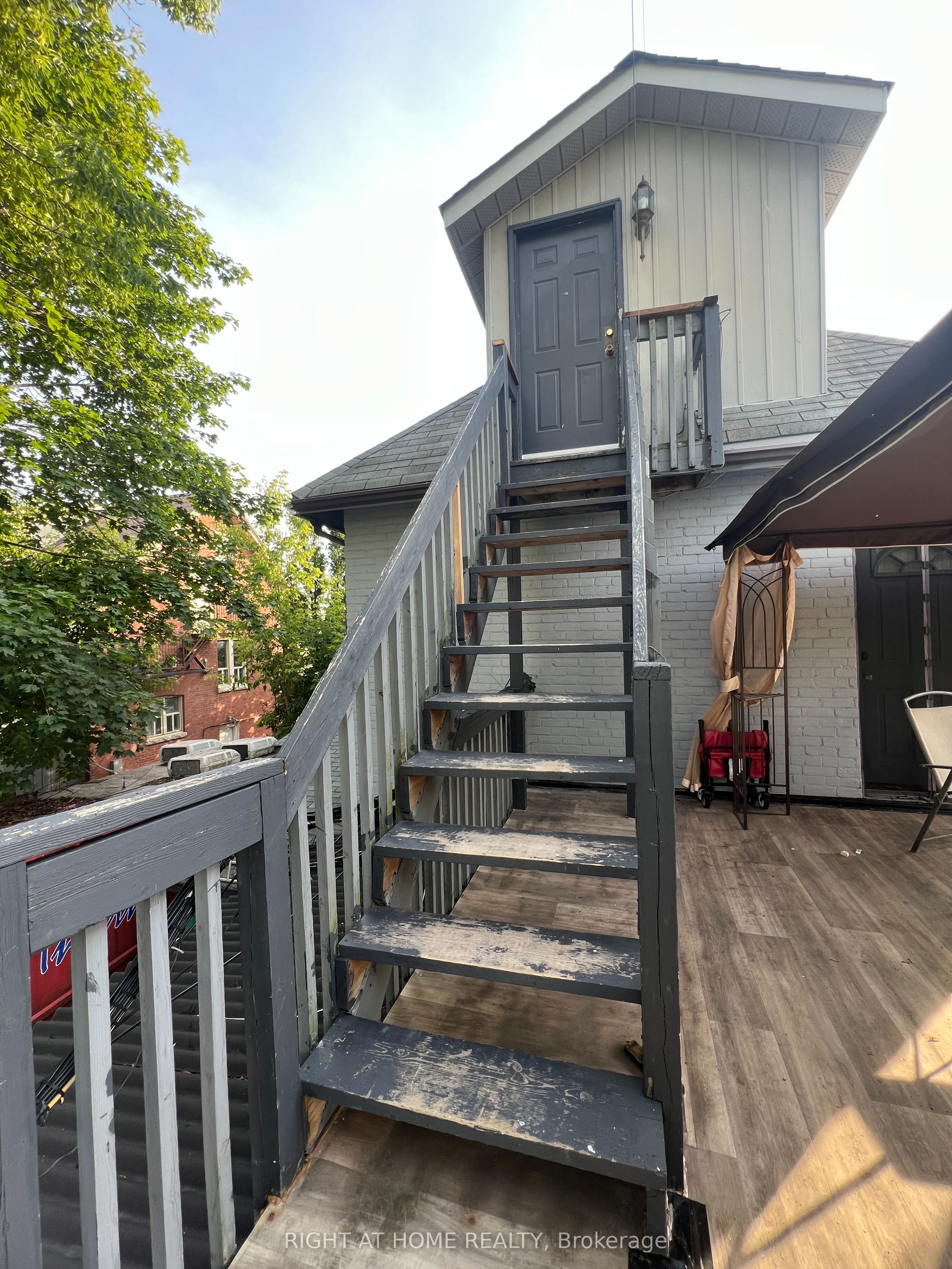 169 Bayfield Street Unit 3, Barrie, ON L4M 3B4 photo 3
