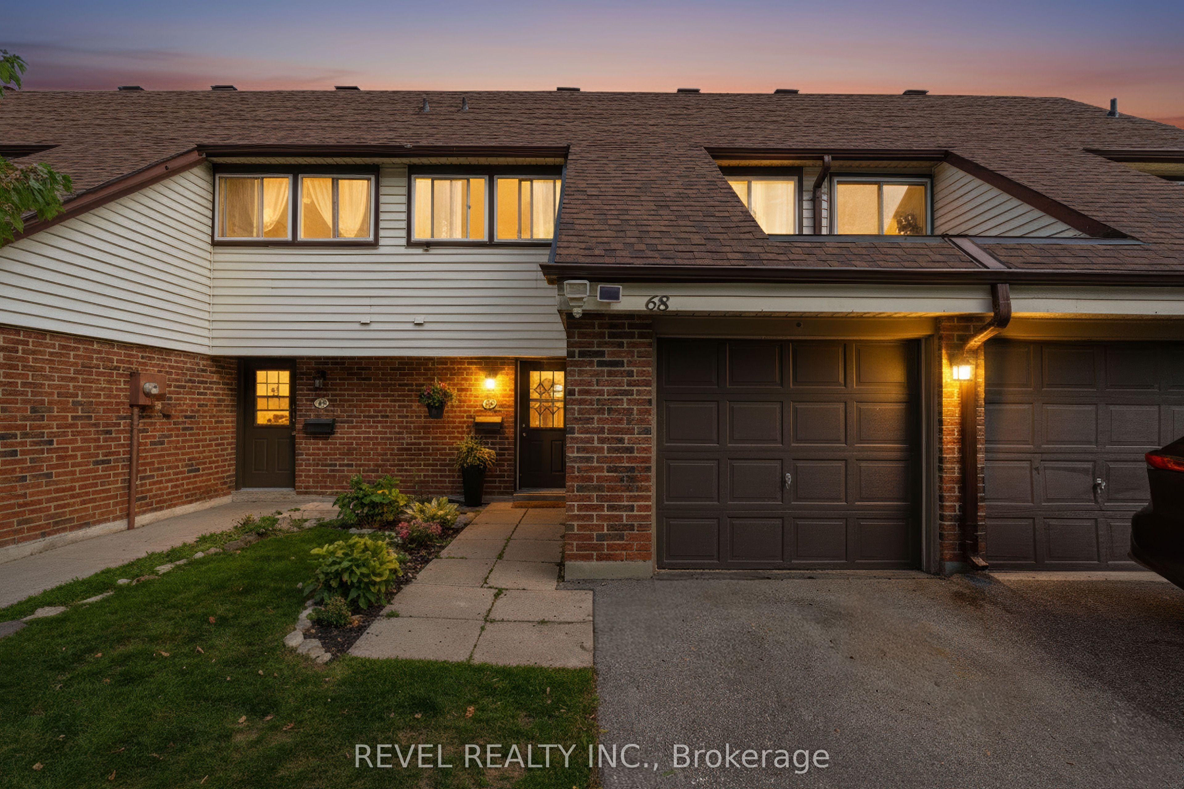 28 Donald Street 68, Barrie, ON L4N 4S6