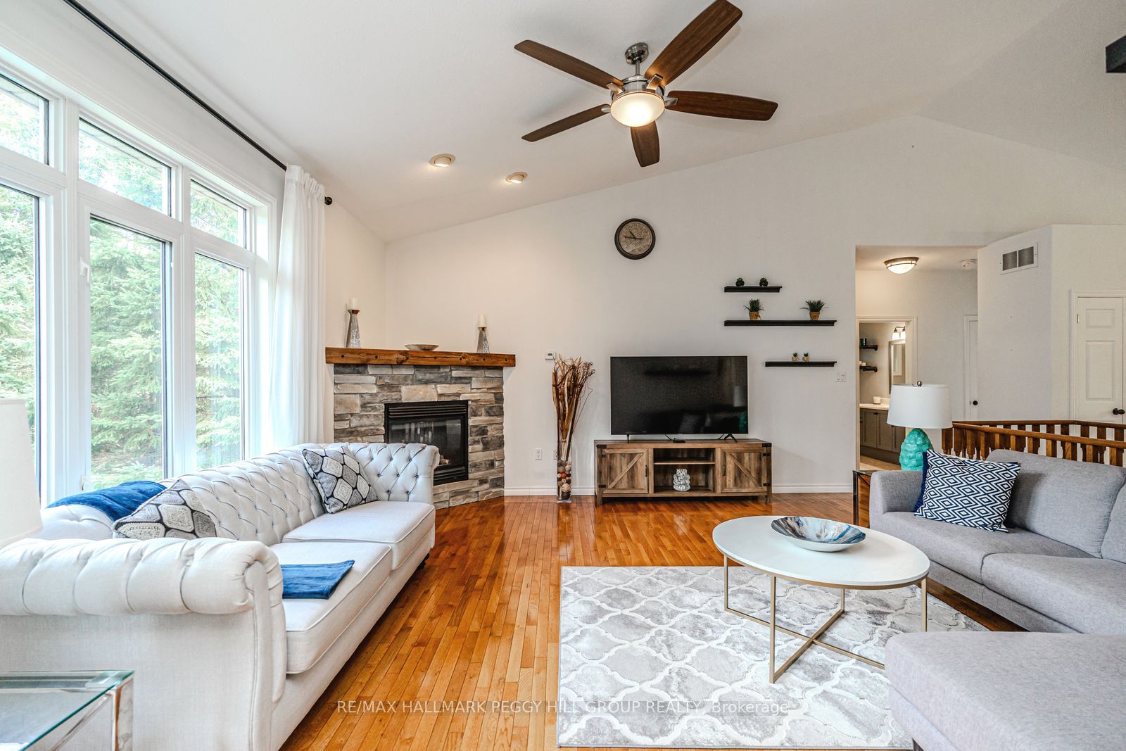 102 Highland Drive, Oro-Medonte, ON L0L 2L0 photo 3