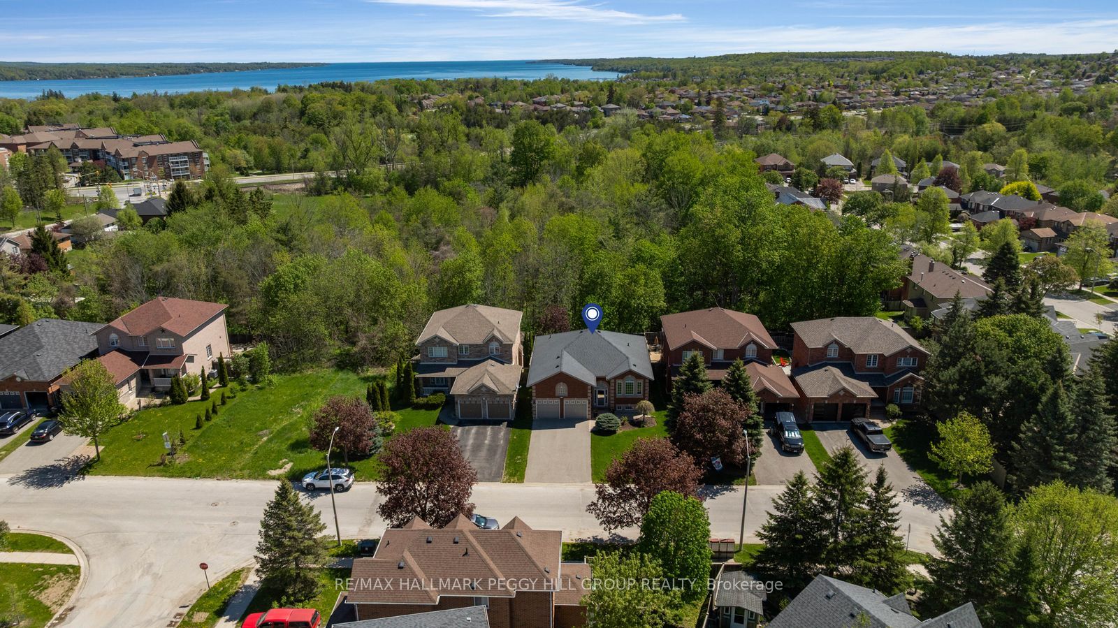 61 Maclaren Avenue, Barrie, ON L4N 5T4 photo 4