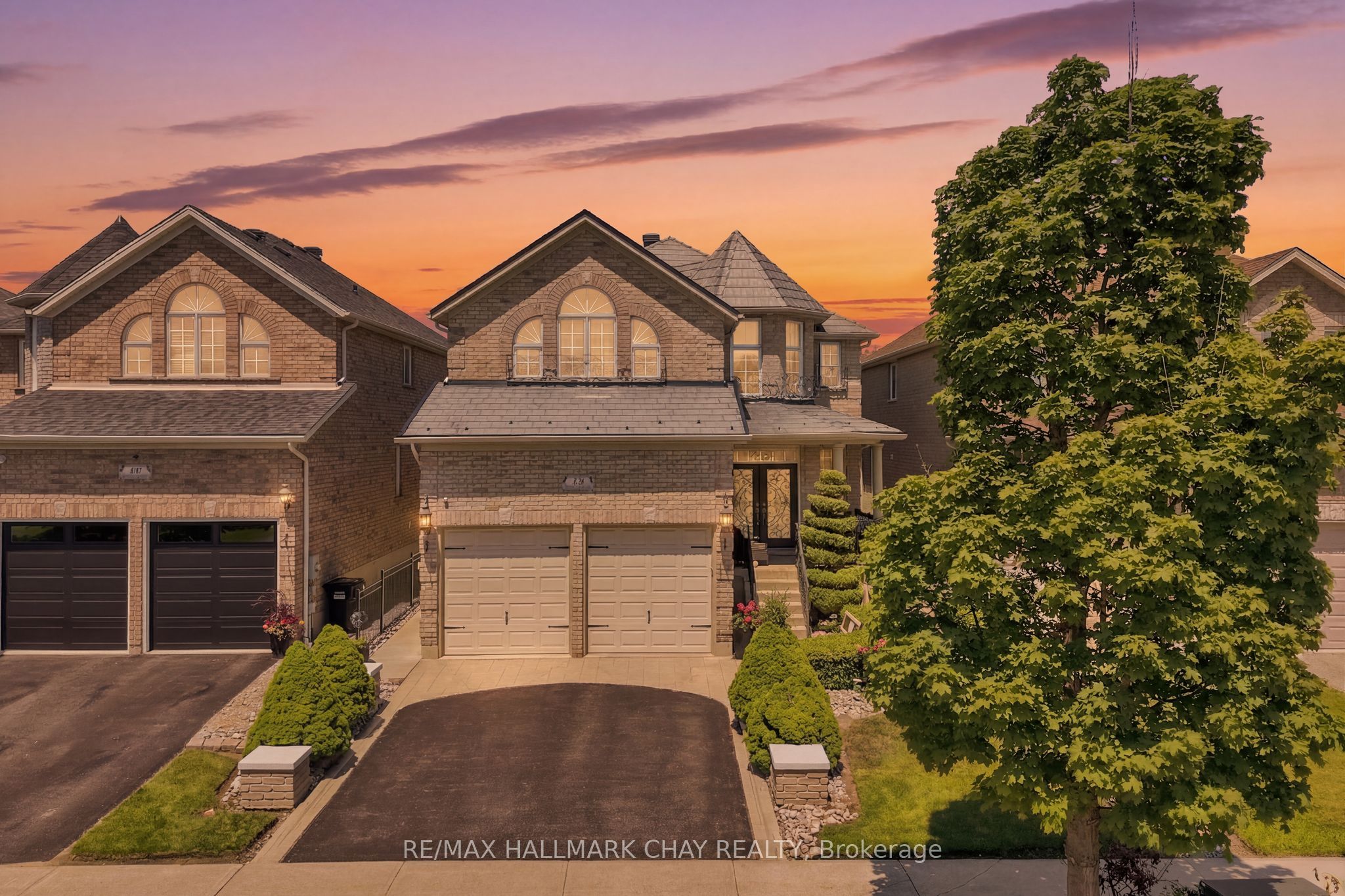 12 Parisian Crescent, Barrie, ON L4N 0Y9 photo 2