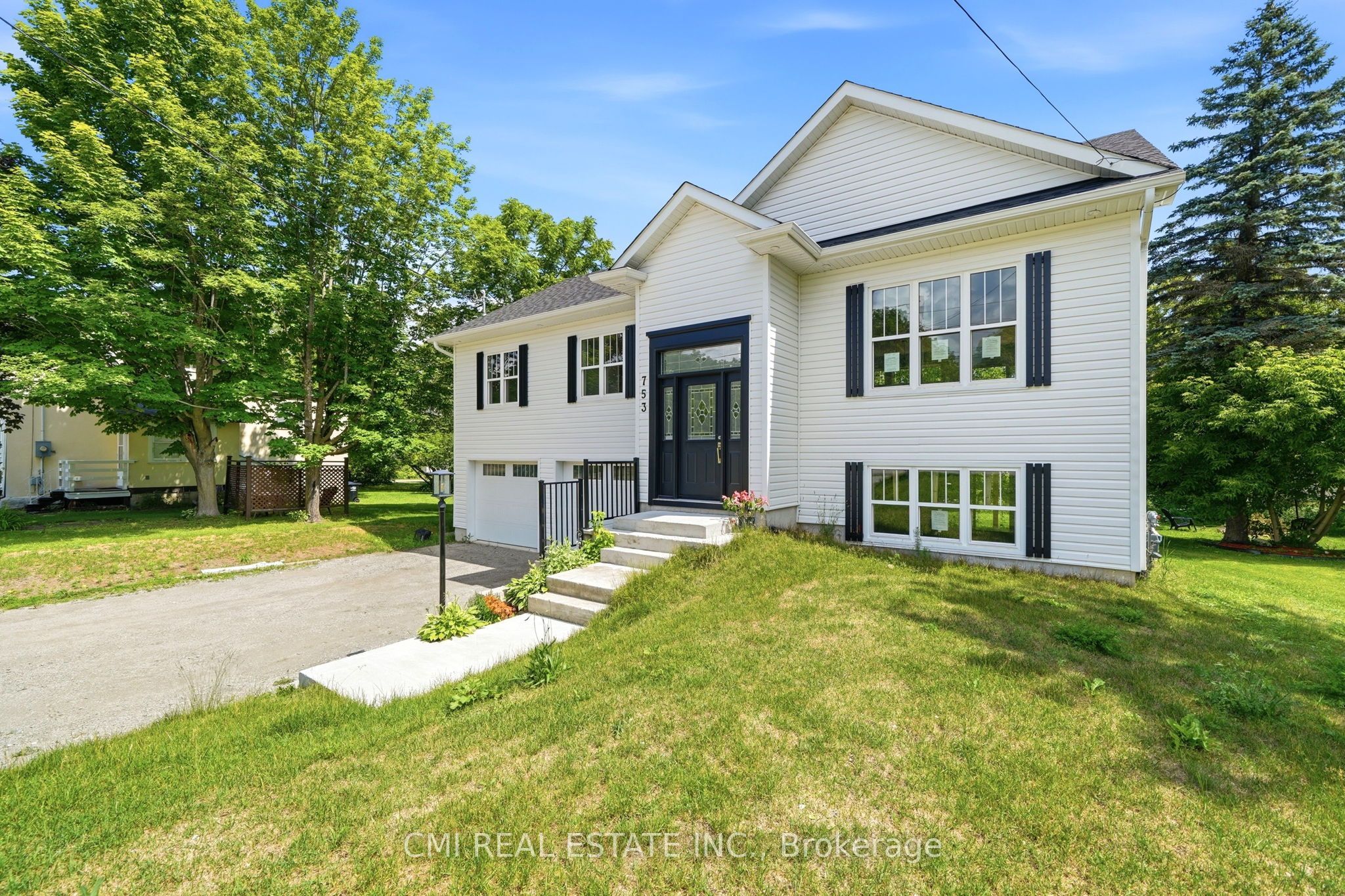 753 Fifth Avenue, Tay, ON L0K 1R0 photo 4