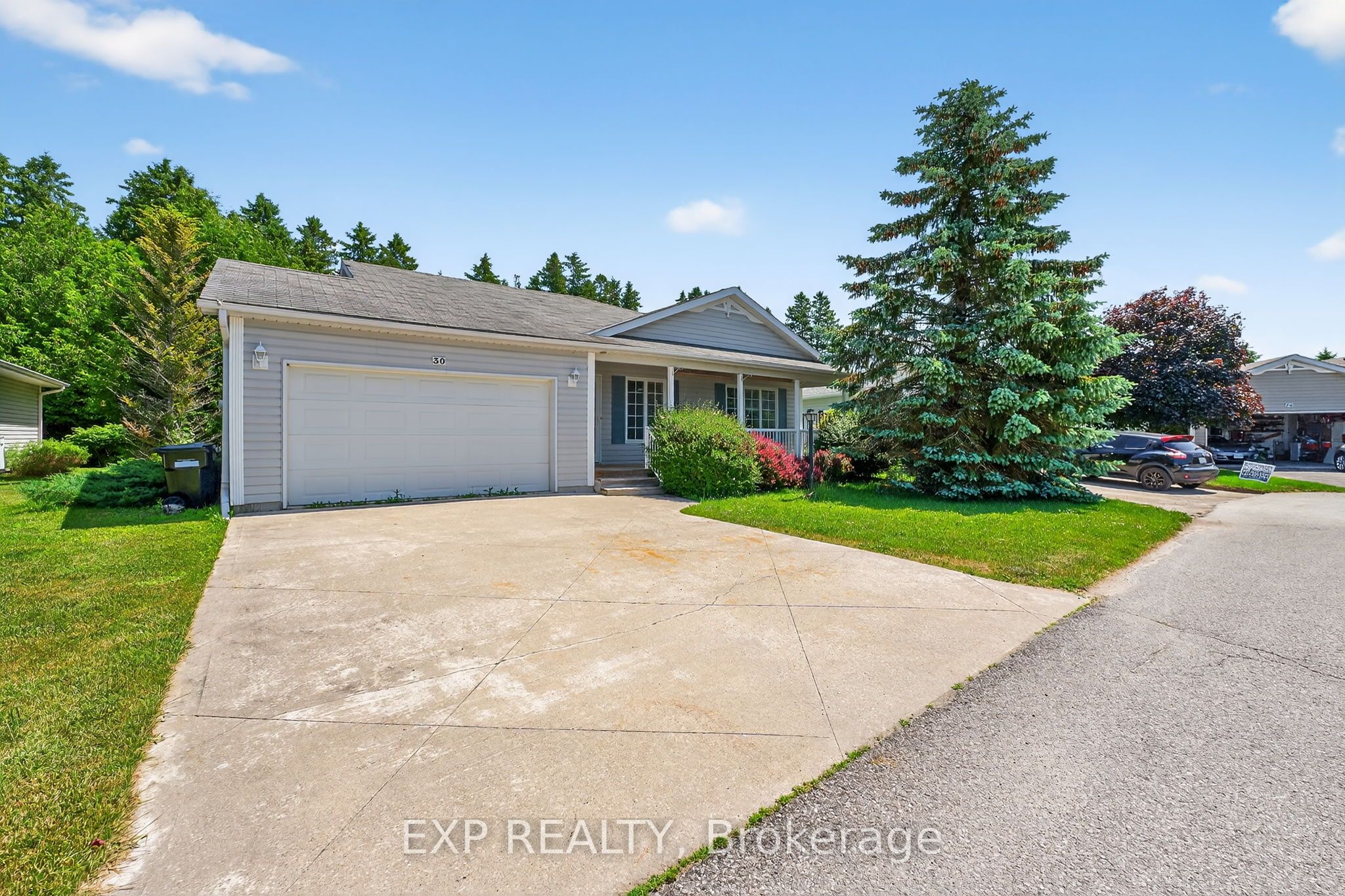 30 Illinois Crescent, Wasaga Beach, ON L9Z 3A8
