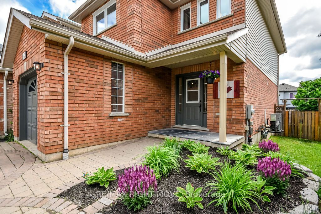 142 JULIA Crescent, Orillia, ON L3V 7X4 photo 2