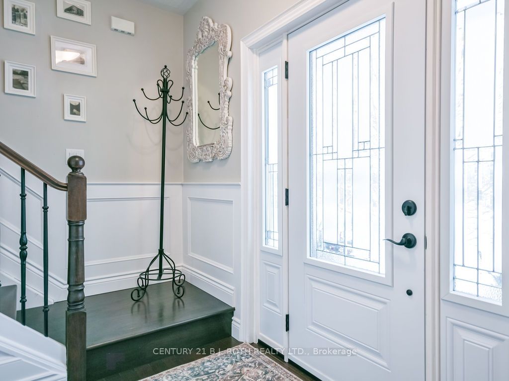 3 BRECHIN Crescent, Oro-Medonte, ON L0K 1N0 photo 2