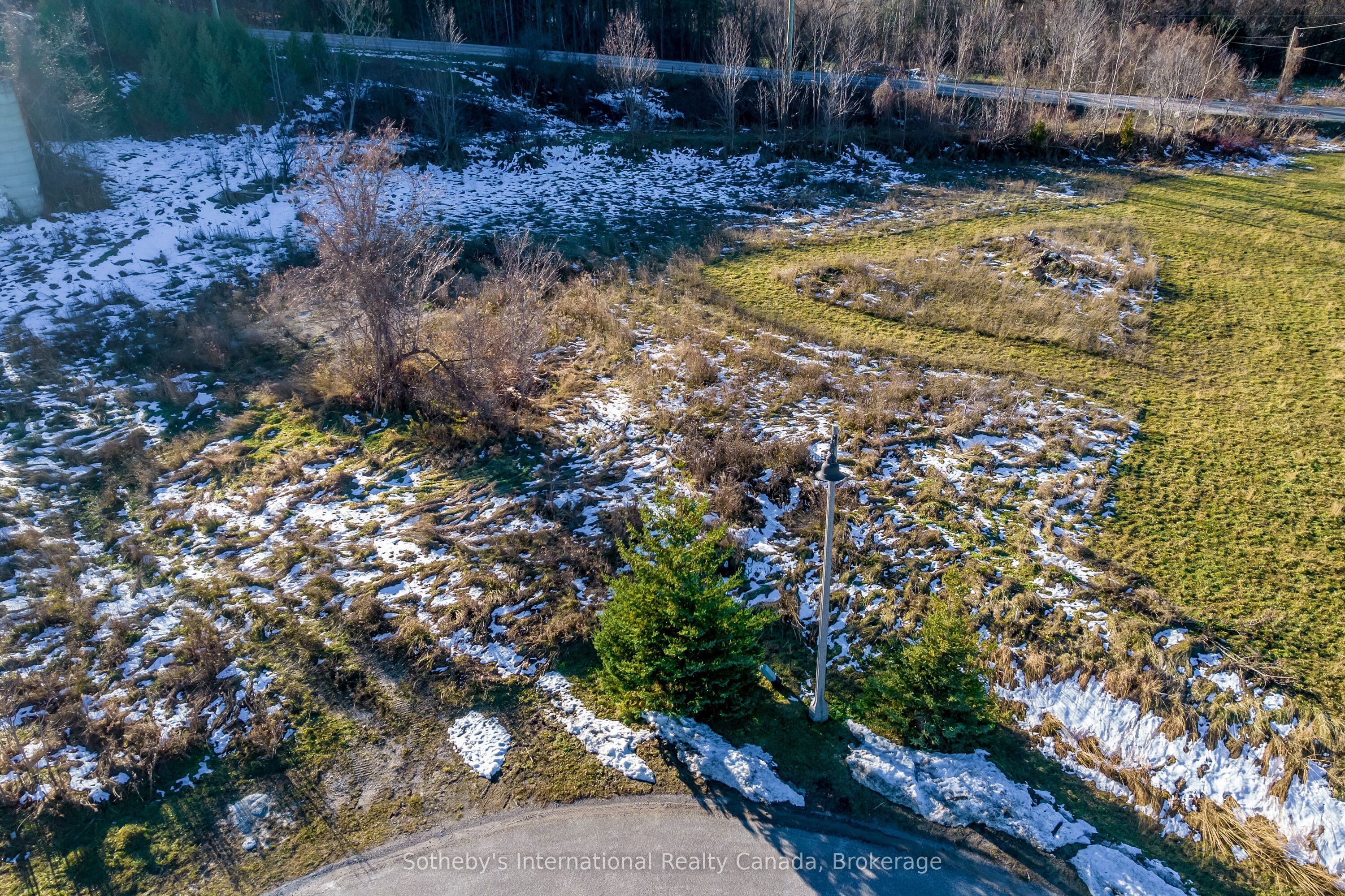 21 RAINTREE Court, Clearview, ON L9Y 0K2