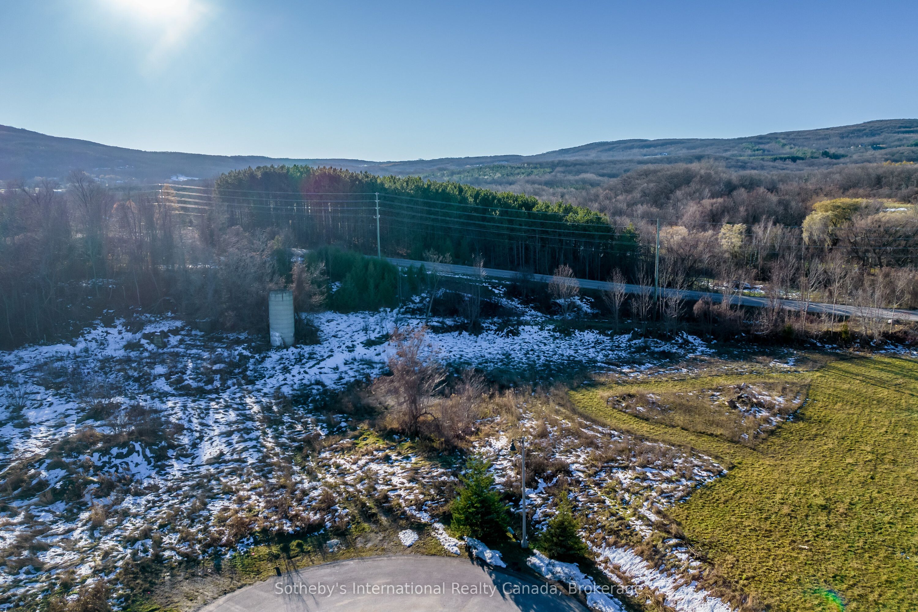 21 RAINTREE Court, Clearview, ON L9Y 0K2 photo 3