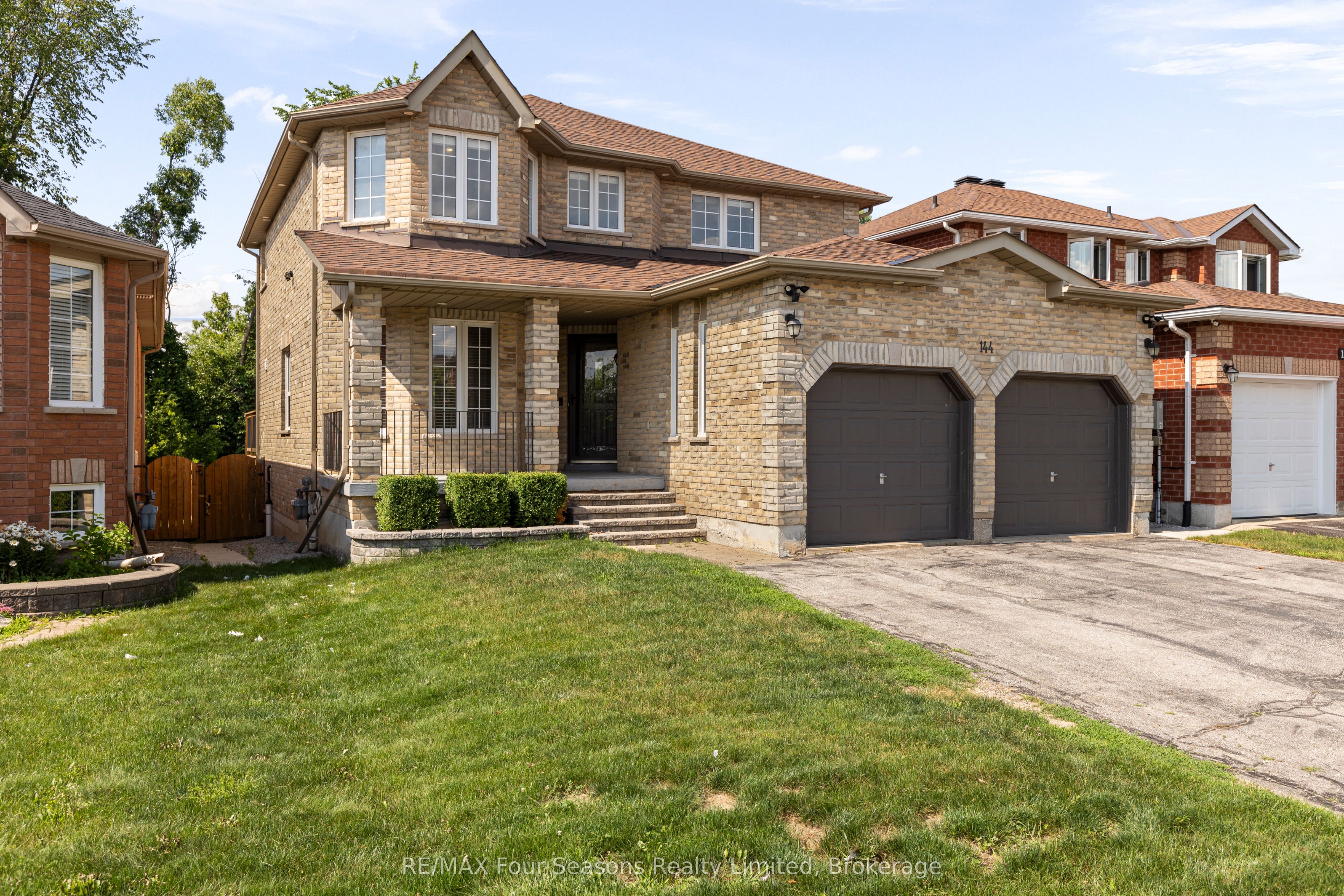 144 Country Lane, Barrie, ON L4N 0N1 photo 2