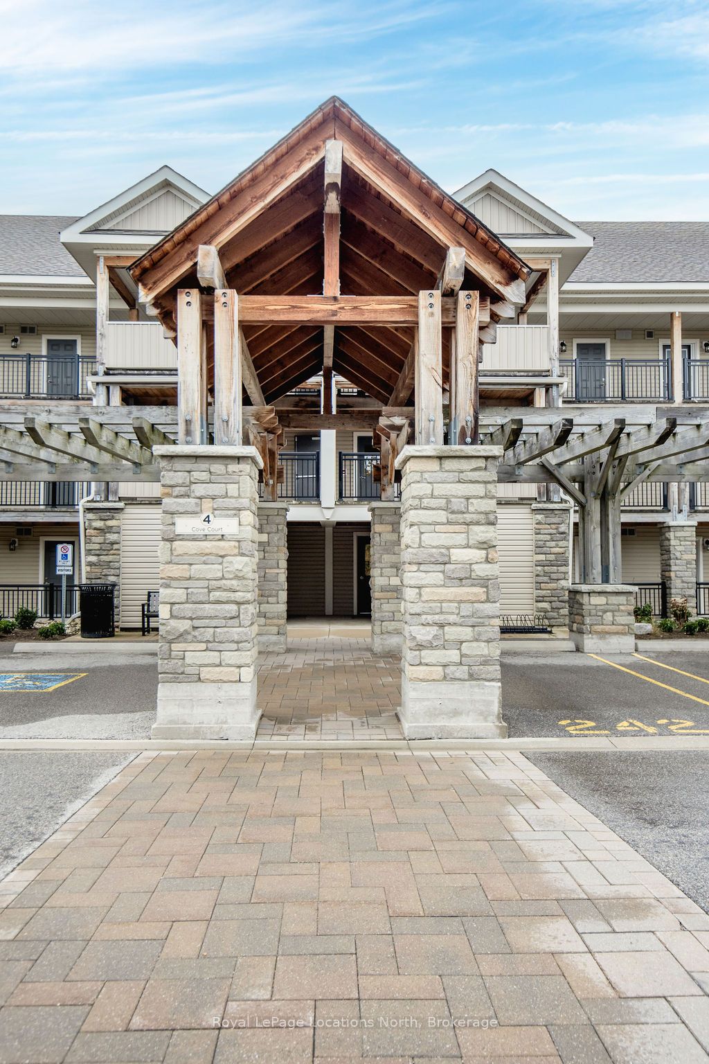 4 COVE Court 104, Collingwood, ON L9Y 0Y6 photo 3