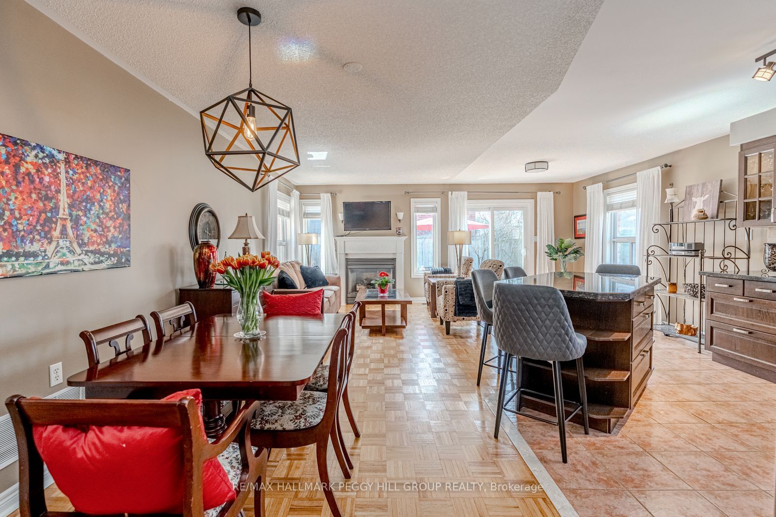 1 Valley View Court, Barrie, ON L4N 0G7 photo 3