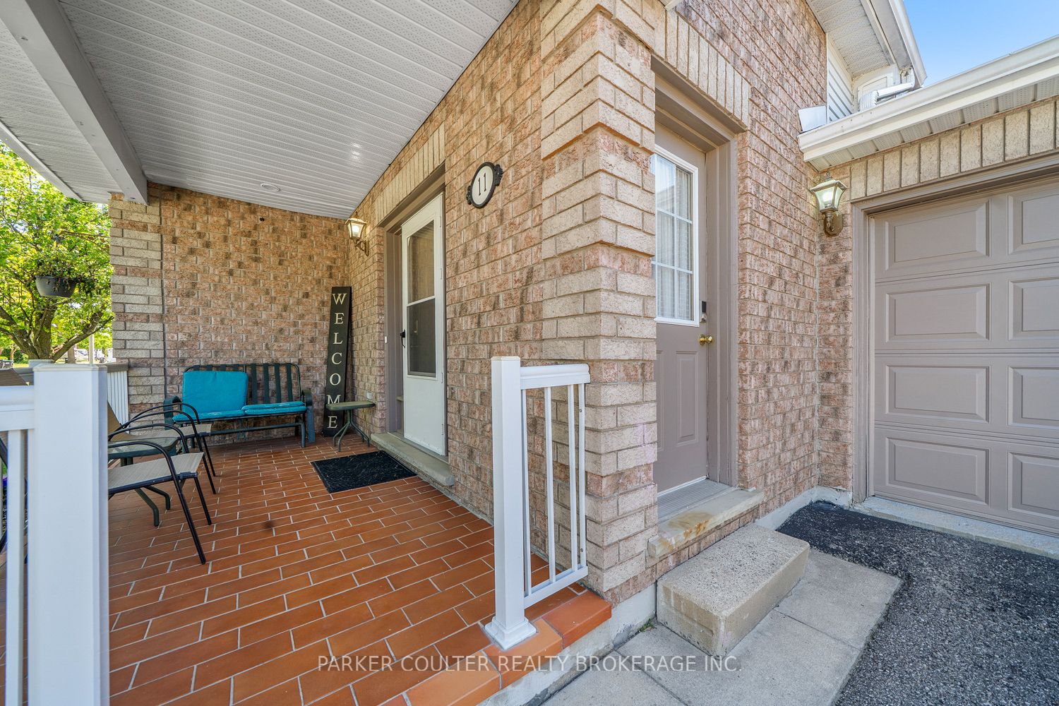 11 Watson Drive, Barrie, ON L4M 6W3 photo 2