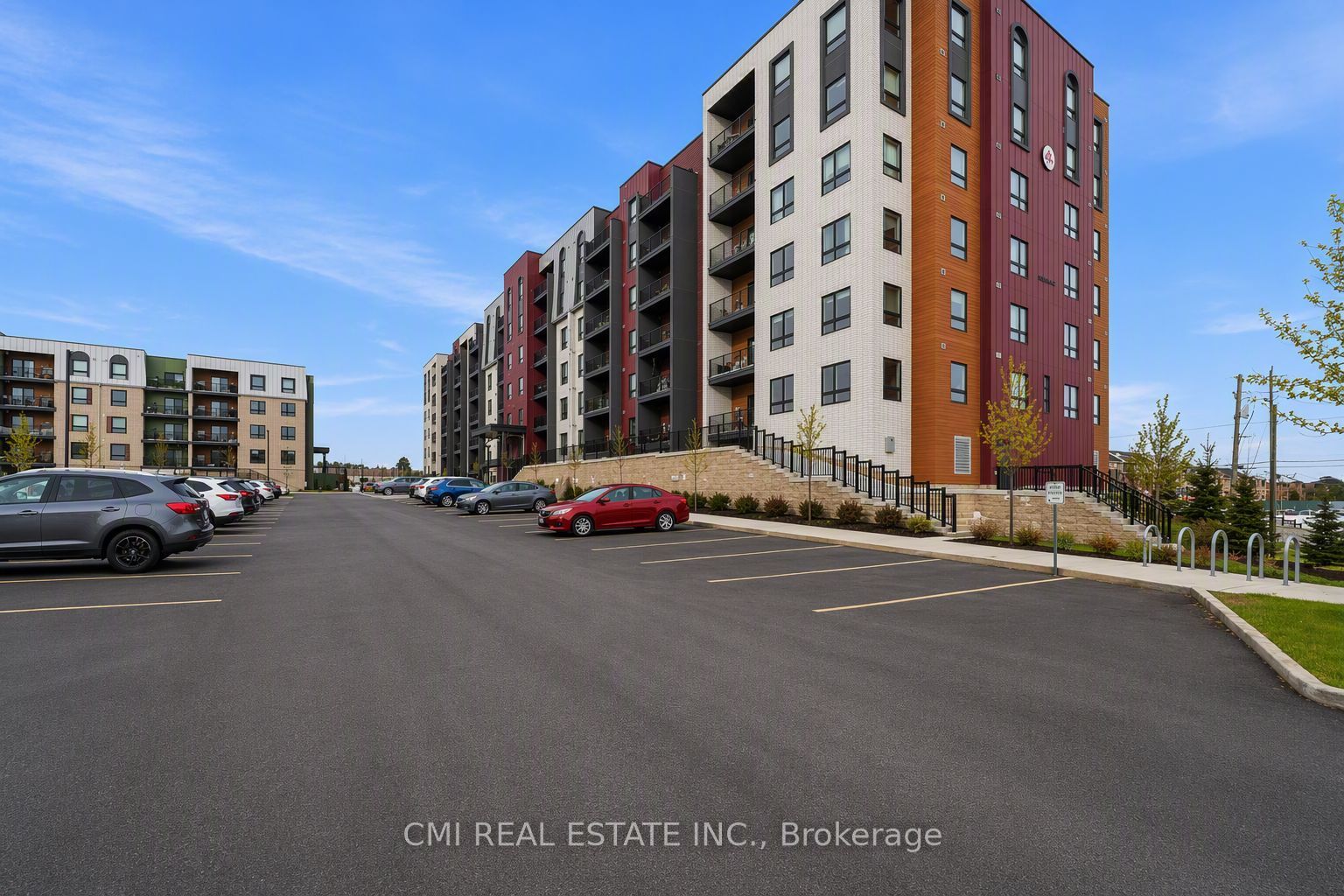 4 Spice Way 501, Barrie, ON L9J 0M2 photo 3