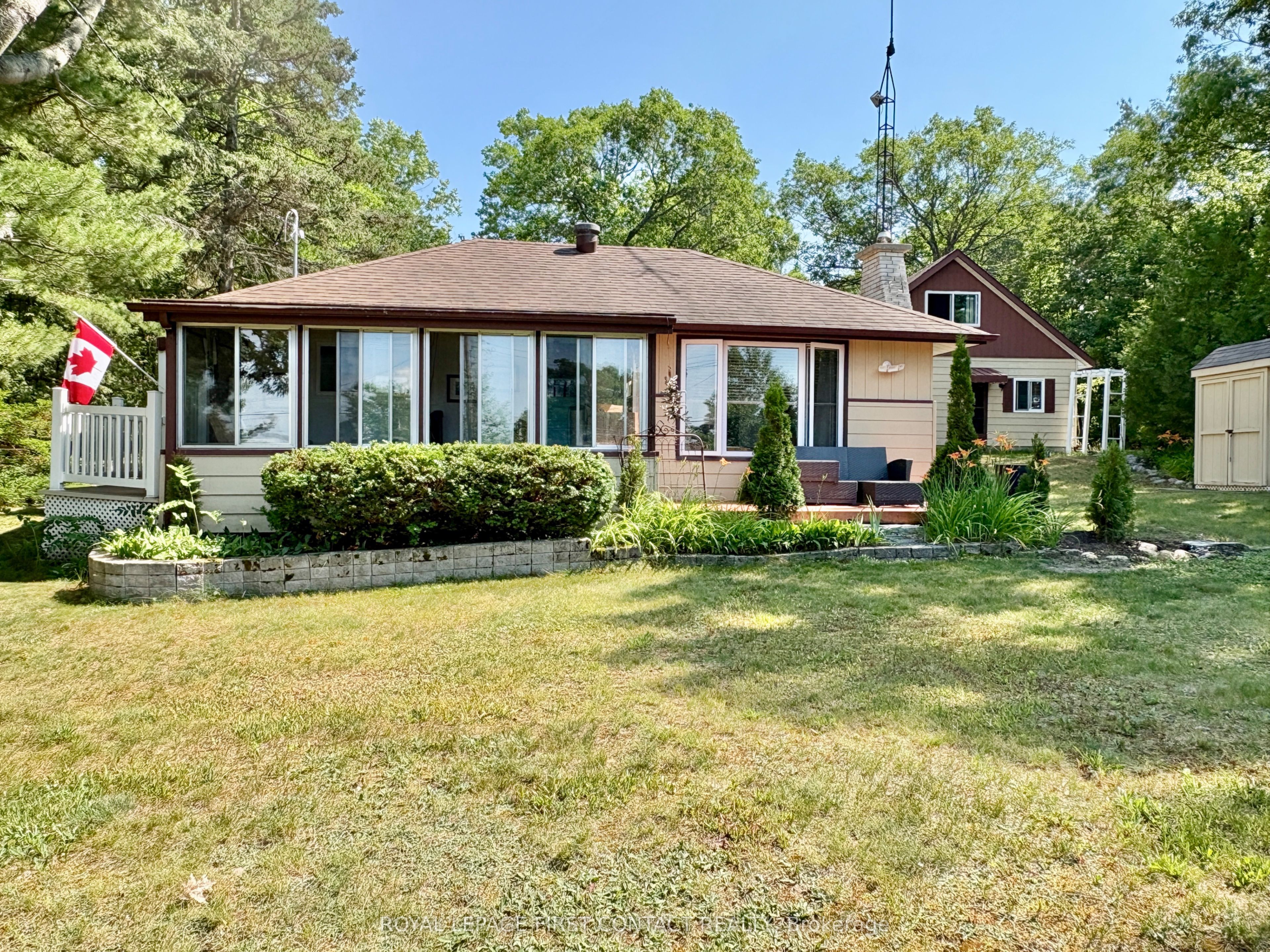 1987 Champlain Road, Tiny, ON L9M 0B6