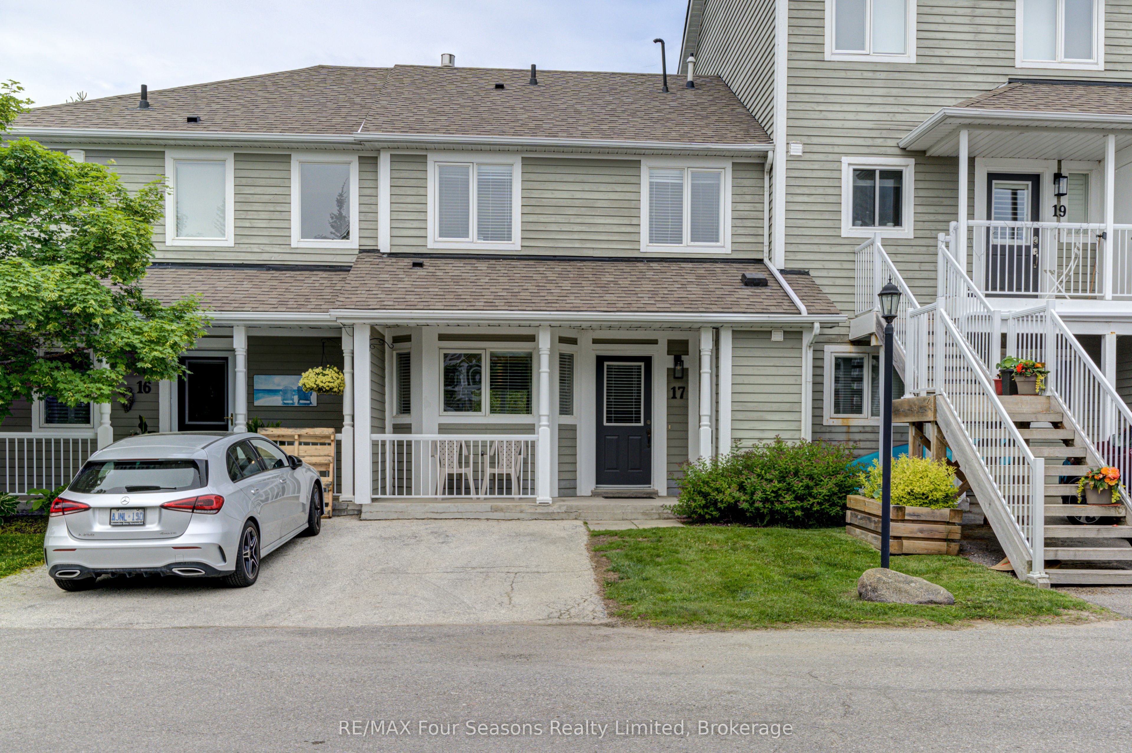 17 Cranberry Surf N/A 17, Collingwood, ON L9Y 5C4 photo 2
