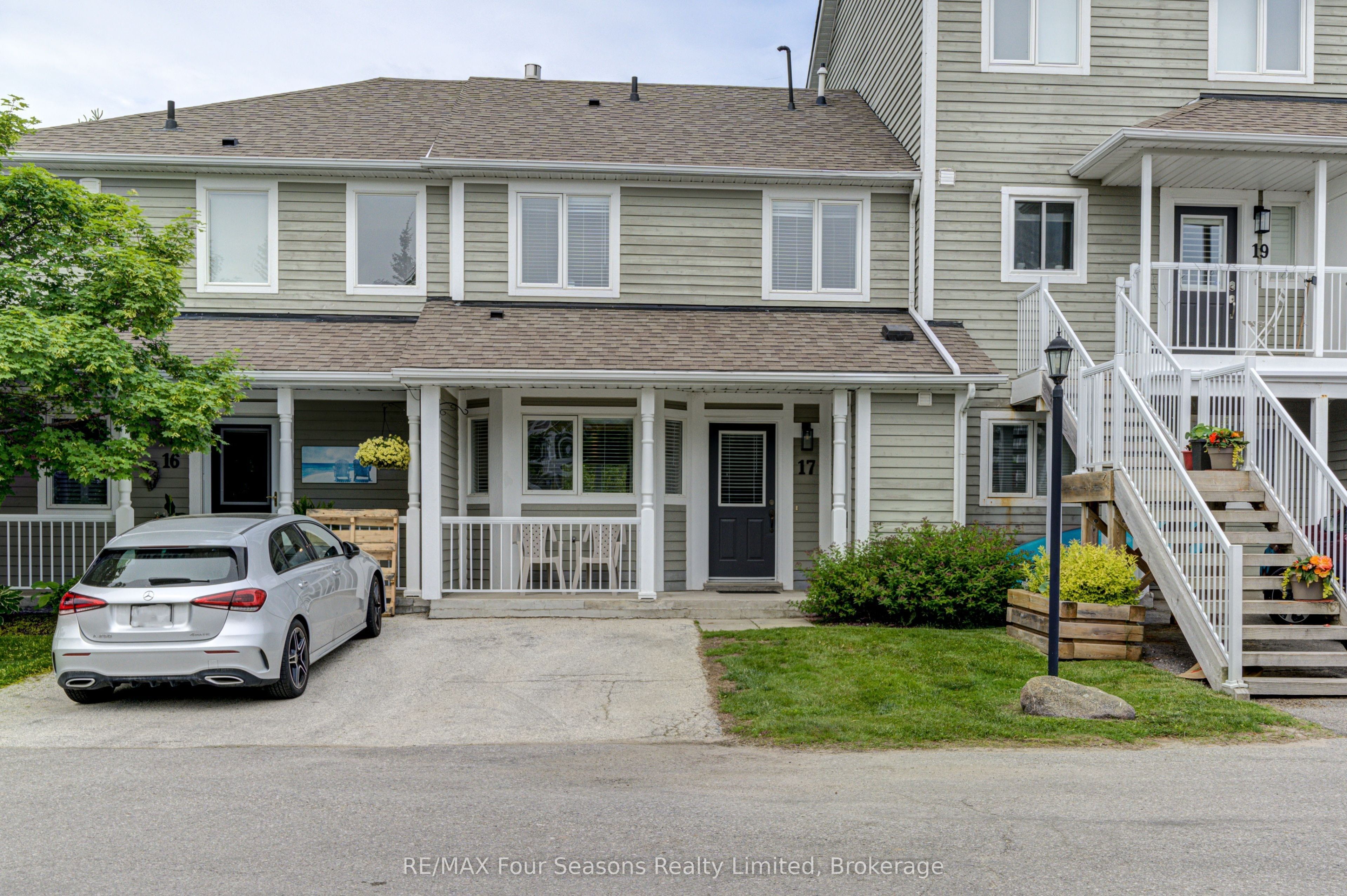 17 Cranberry Surf N/A 17, Collingwood, ON L9Y 5C4 photo 3