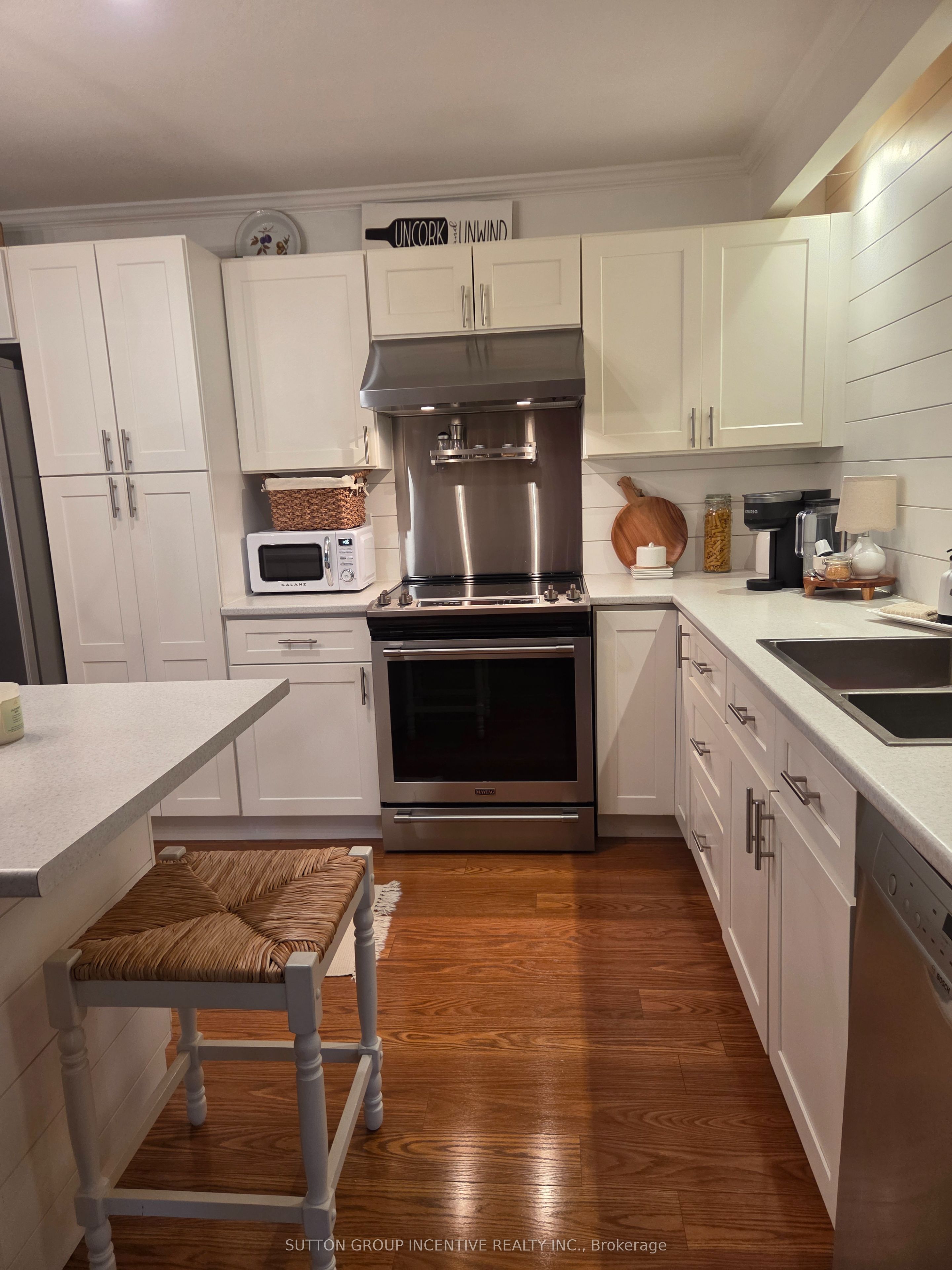 166 Owen Street 204, Barrie, ON L4M 3H9 photo 3
