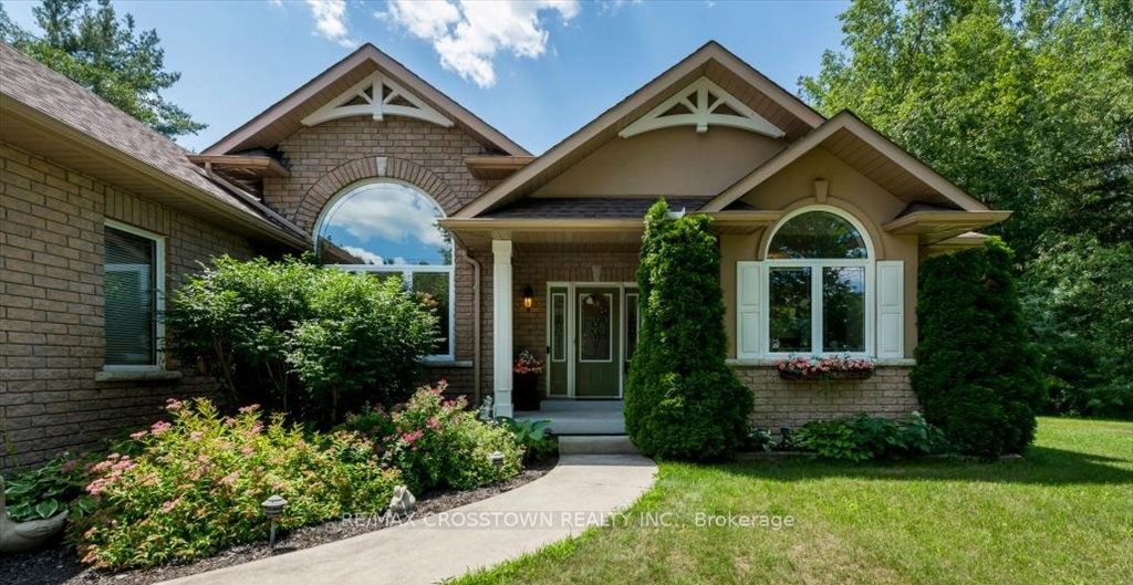 5 Pine Hill Drive, Springwater, ON L0L 2K0 photo 2