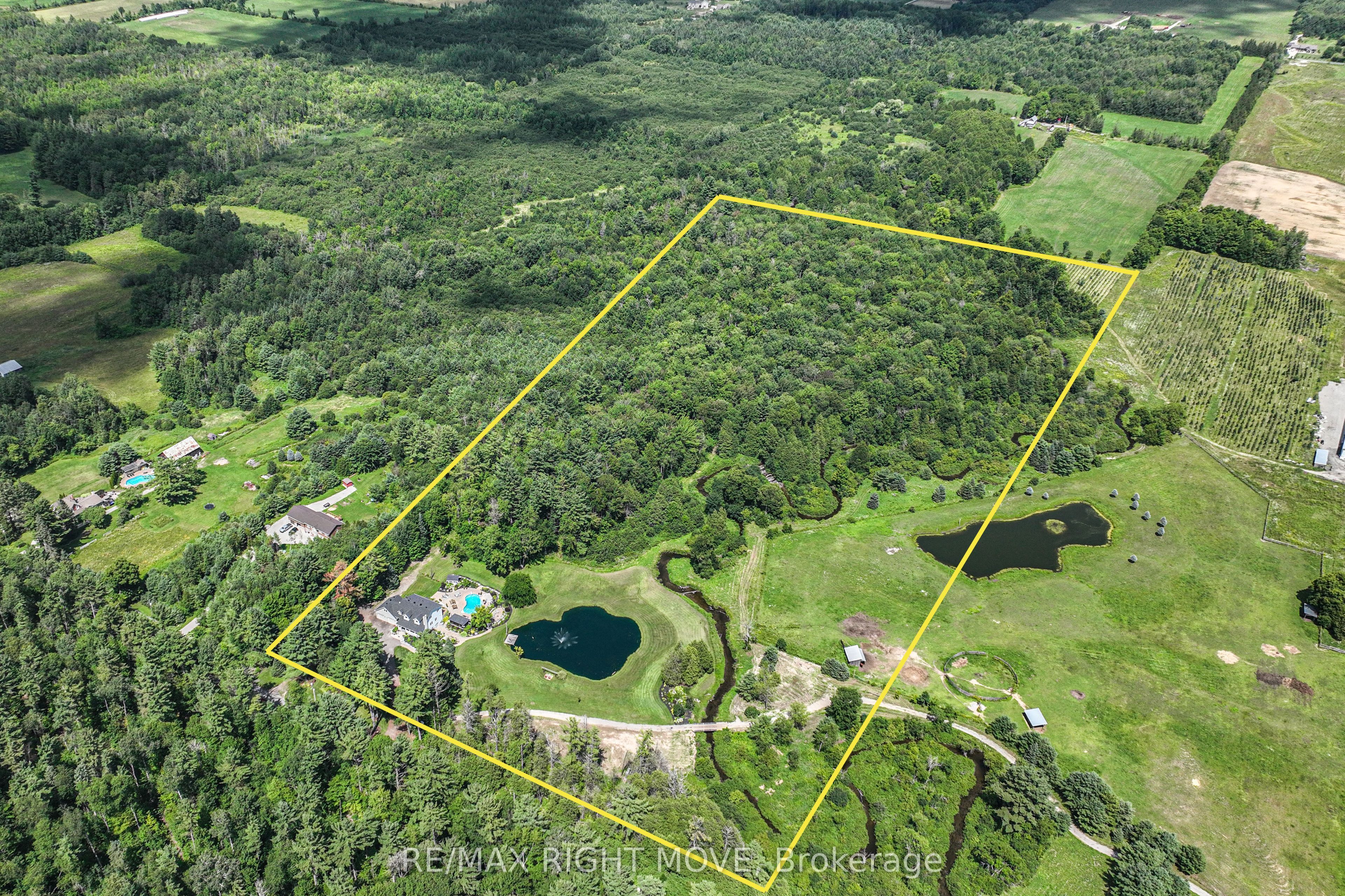 3625 Fairgrounds Road, Severn, ON L3V 0Y2 photo 3