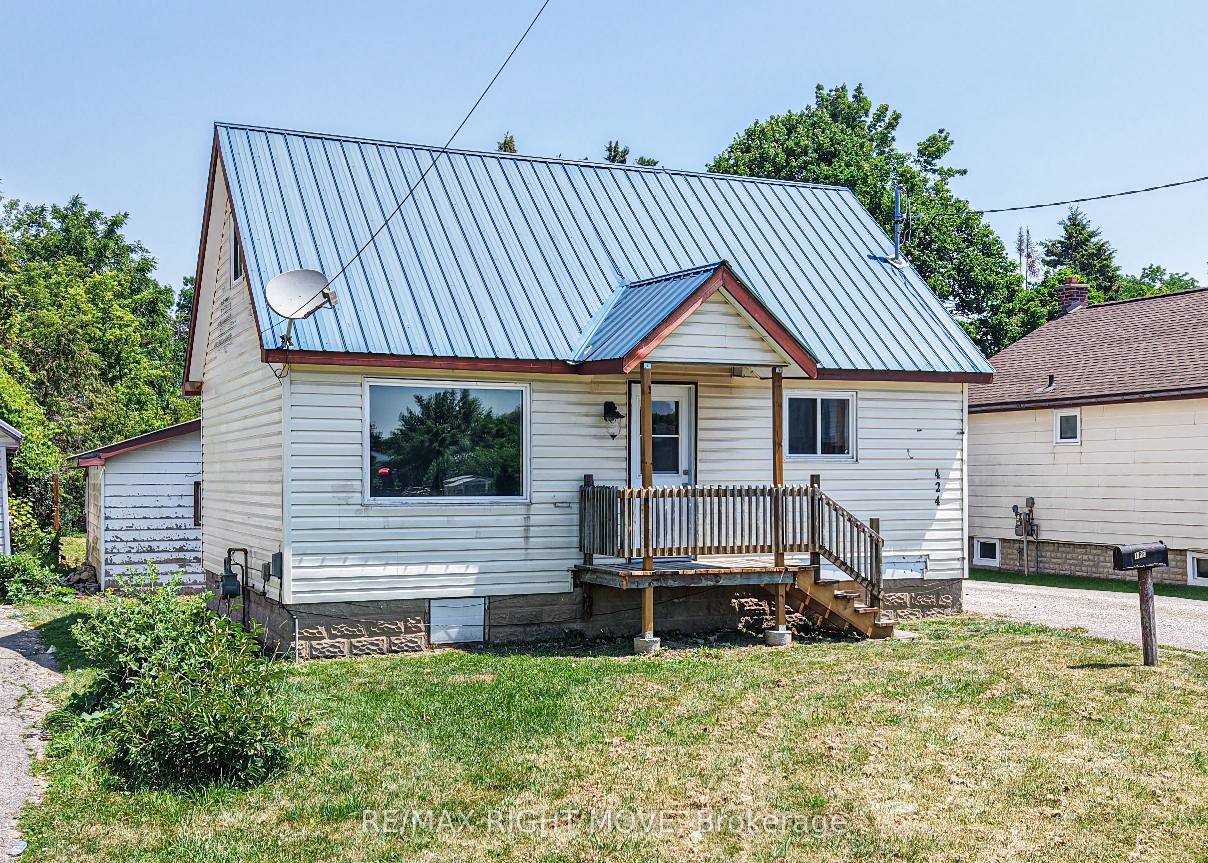 424 High Street, Orillia, ON L3V 4X5 photo 2