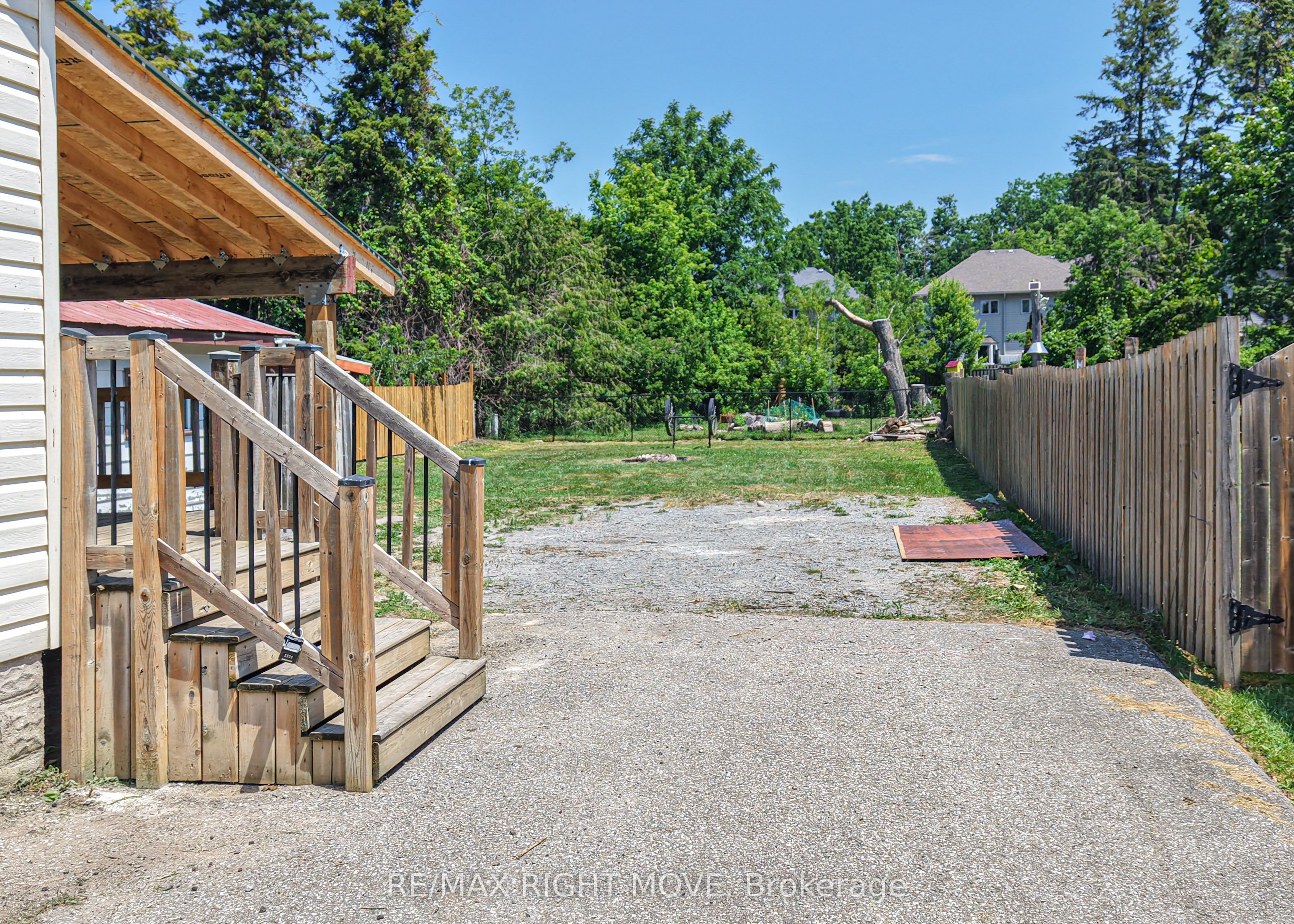 424 High Street, Orillia, ON L3V 4X5 photo 4