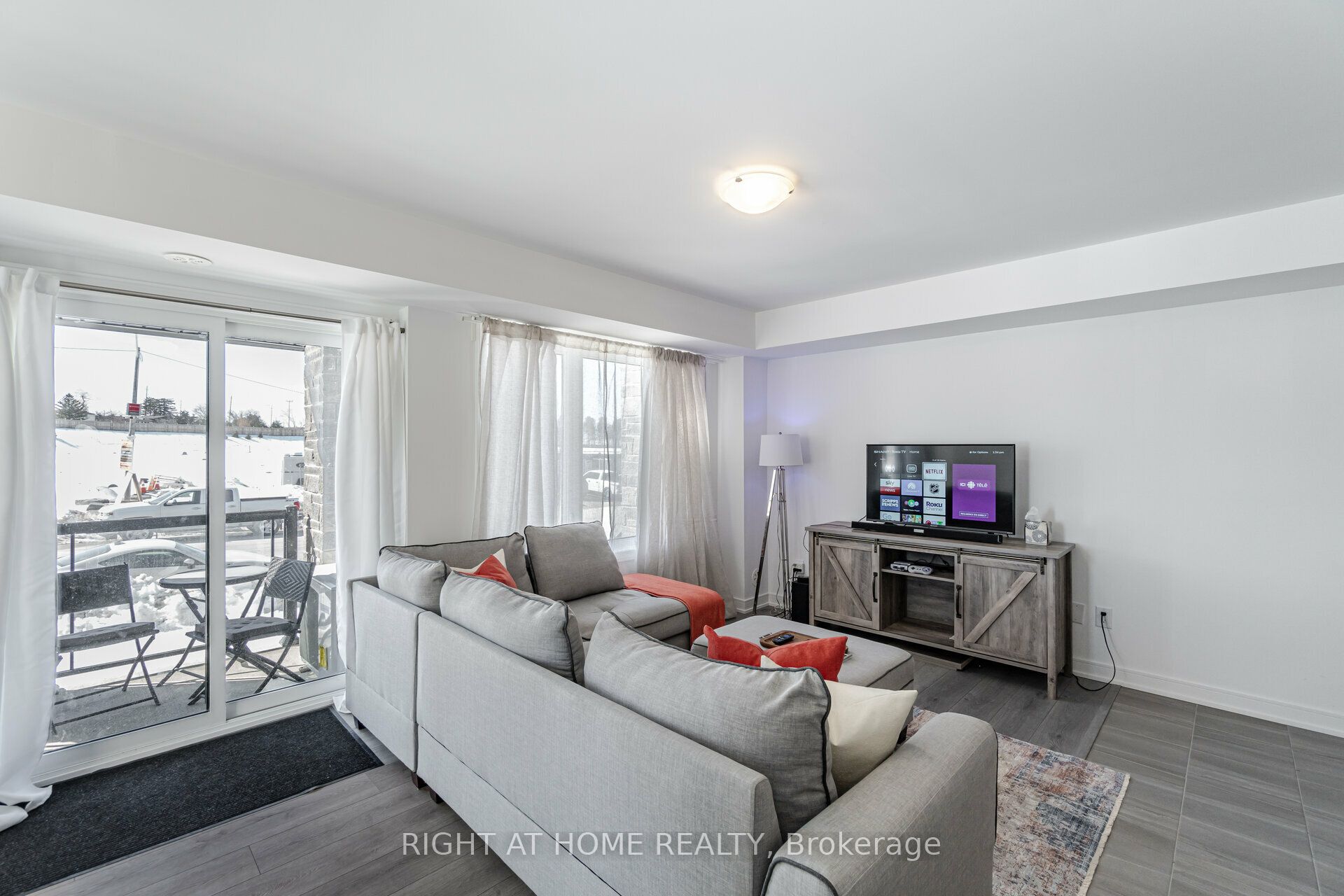 44 Magnolia Lane, Barrie, ON L9J 0N9 photo 5