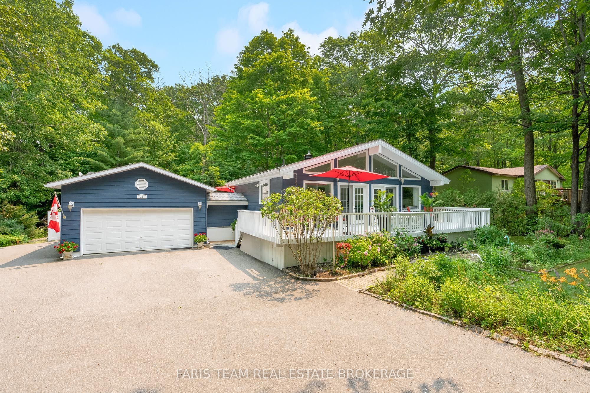 33 Oneida Crescent, Tiny, ON L9M 0B2 photo 3
