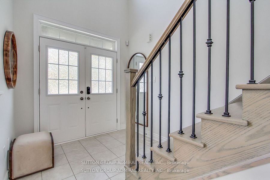 RENT 26 Oakmont Avenue, Oro-Medonte, ON L0L 2L0 photo 4